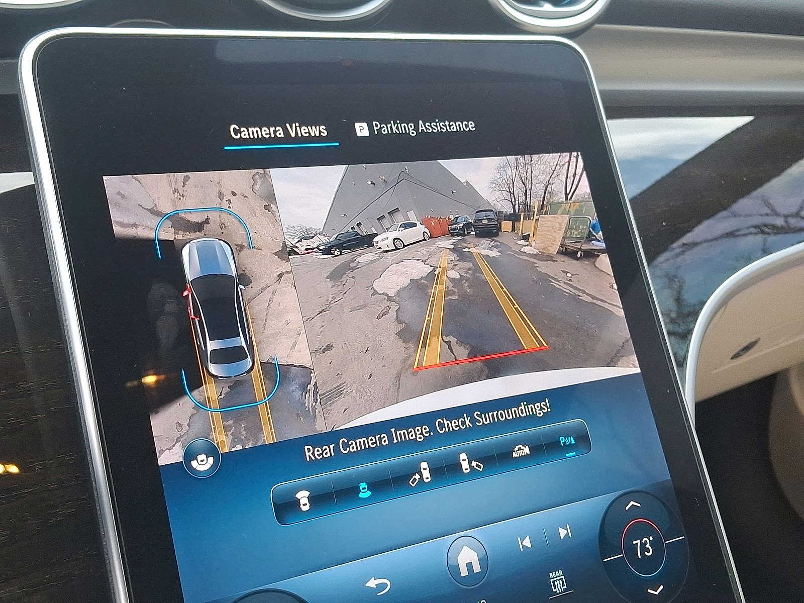 Thumbnail: 2023 Mercedes-Benz C-Class - 15