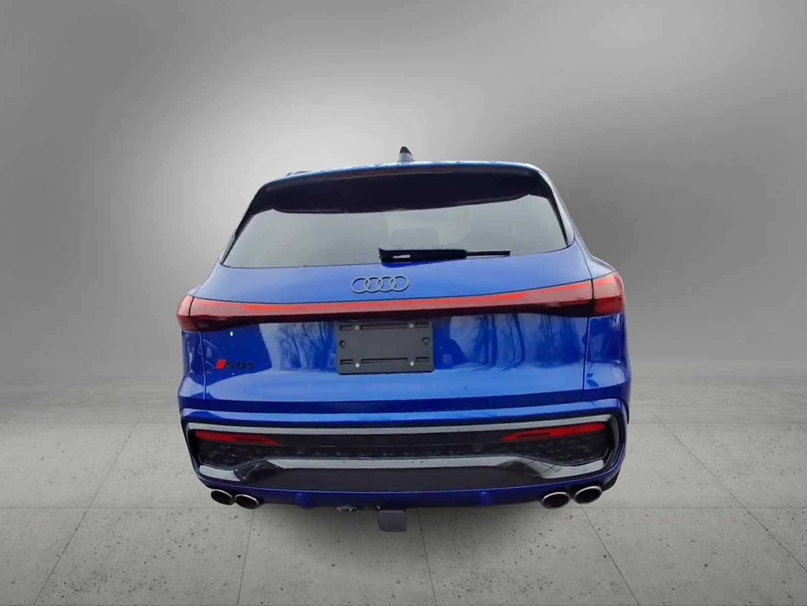 Thumbnail: 2025 Audi SQ5 - 7