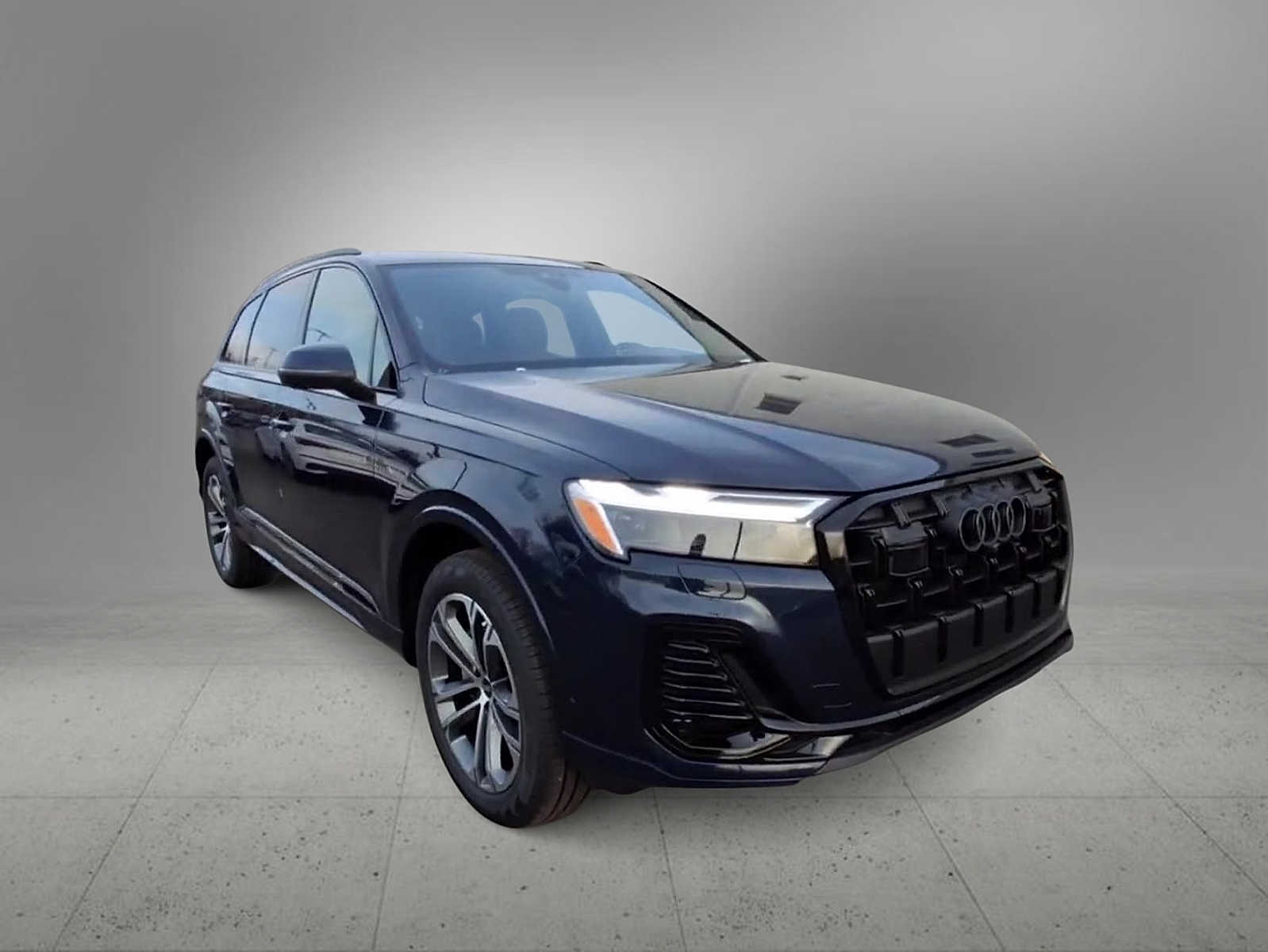Thumbnail: 2026 Audi Q7 - 2