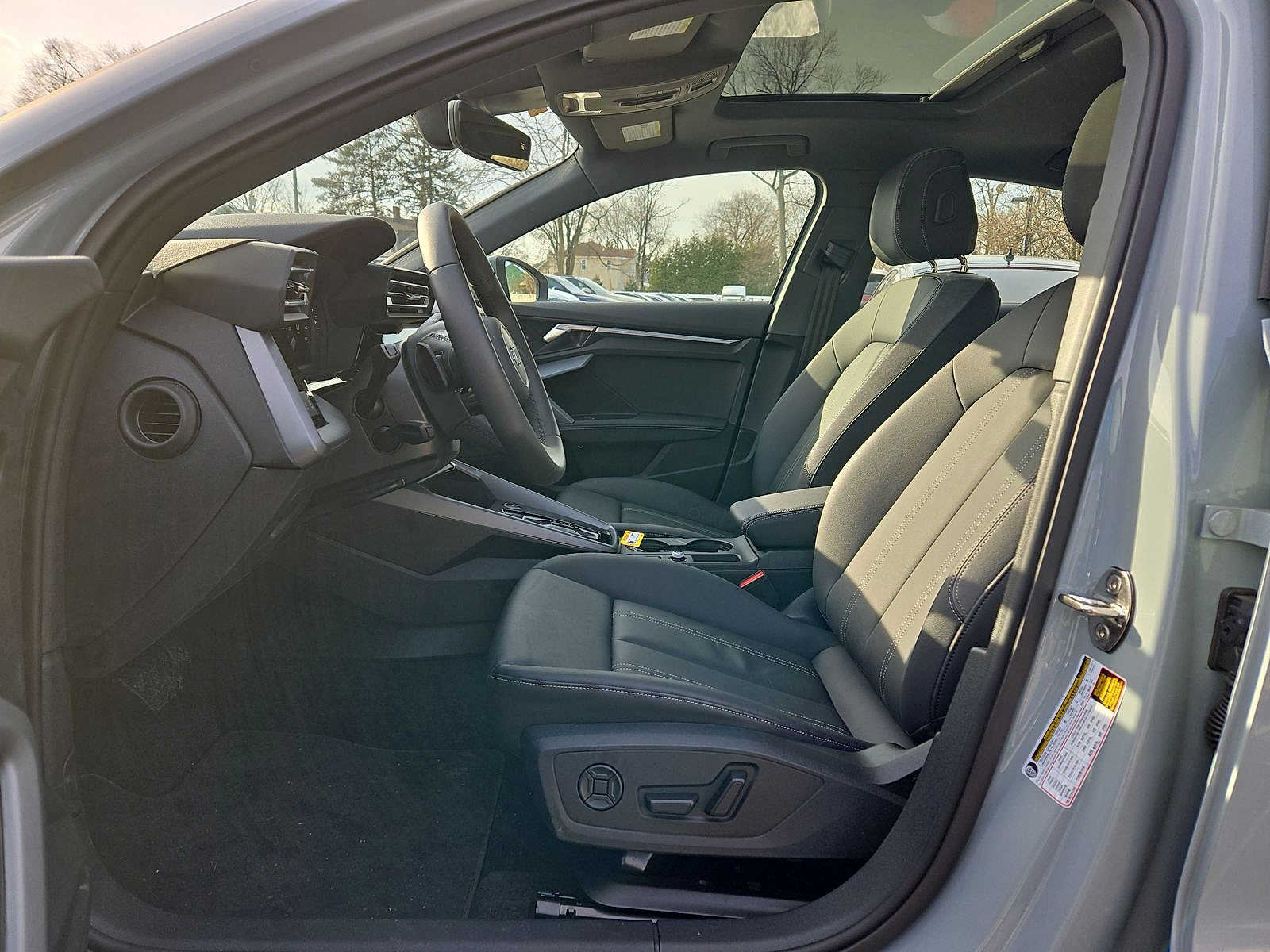 Thumbnail: 2025 Audi A3 - 17