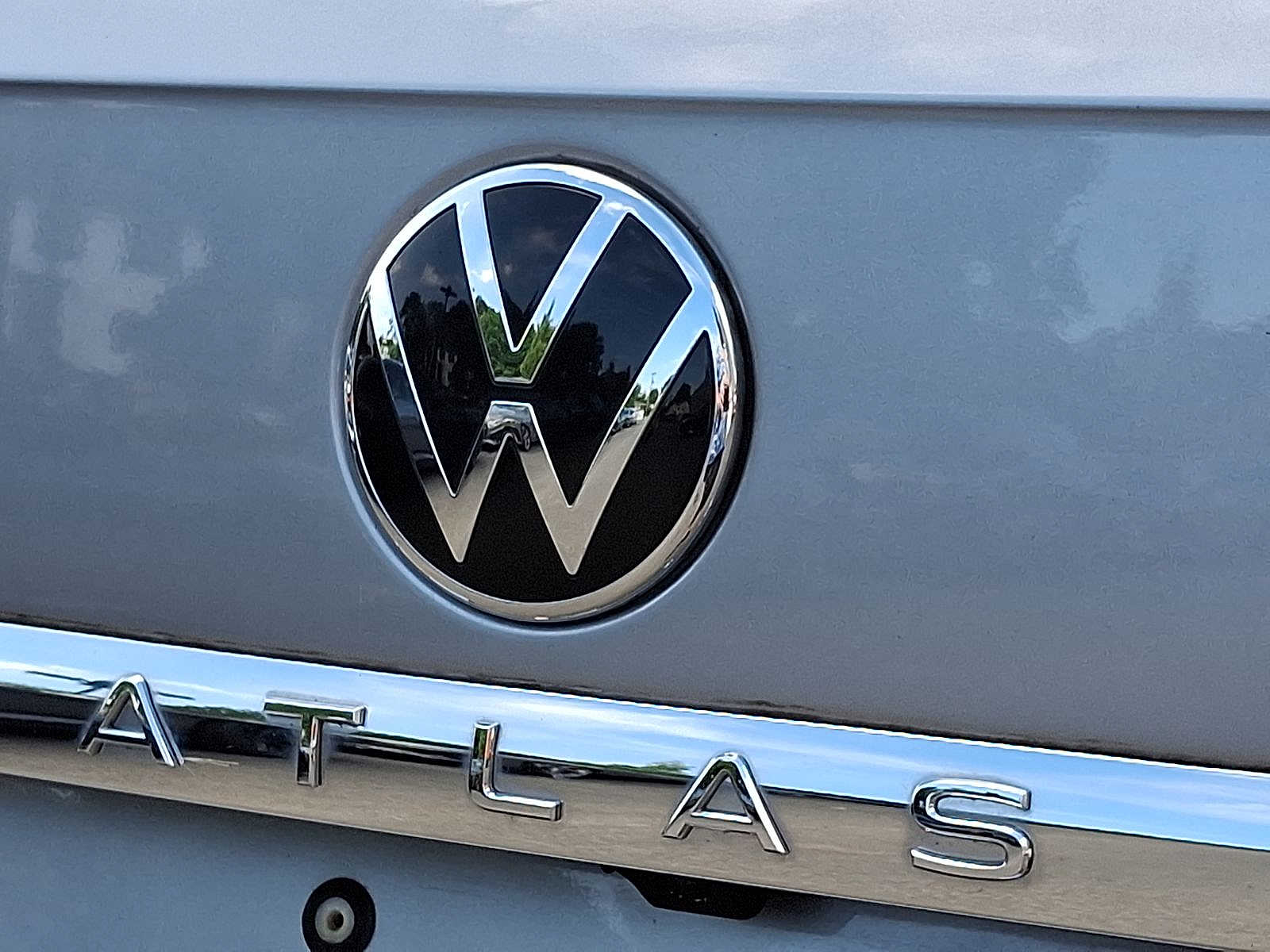 Thumbnail: 2022 Volkswagen Atlas - 24