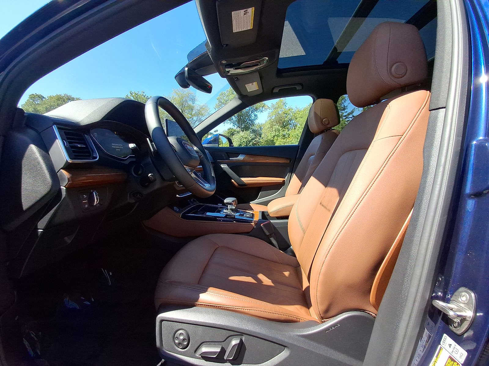 Thumbnail: 2022 Audi Q5 - 11