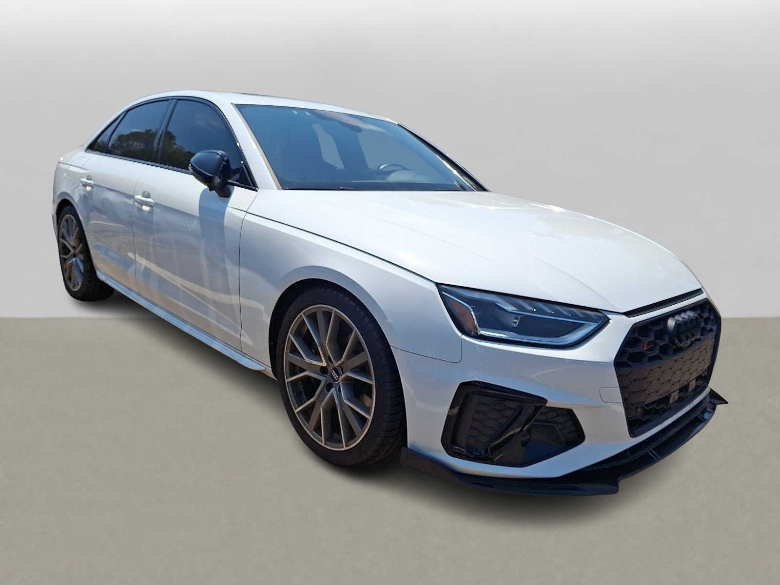 Thumbnail: 2022 Audi S4 - 2