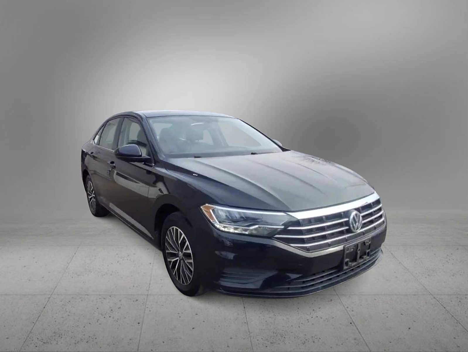Thumbnail: 2019 Volkswagen Jetta - 2