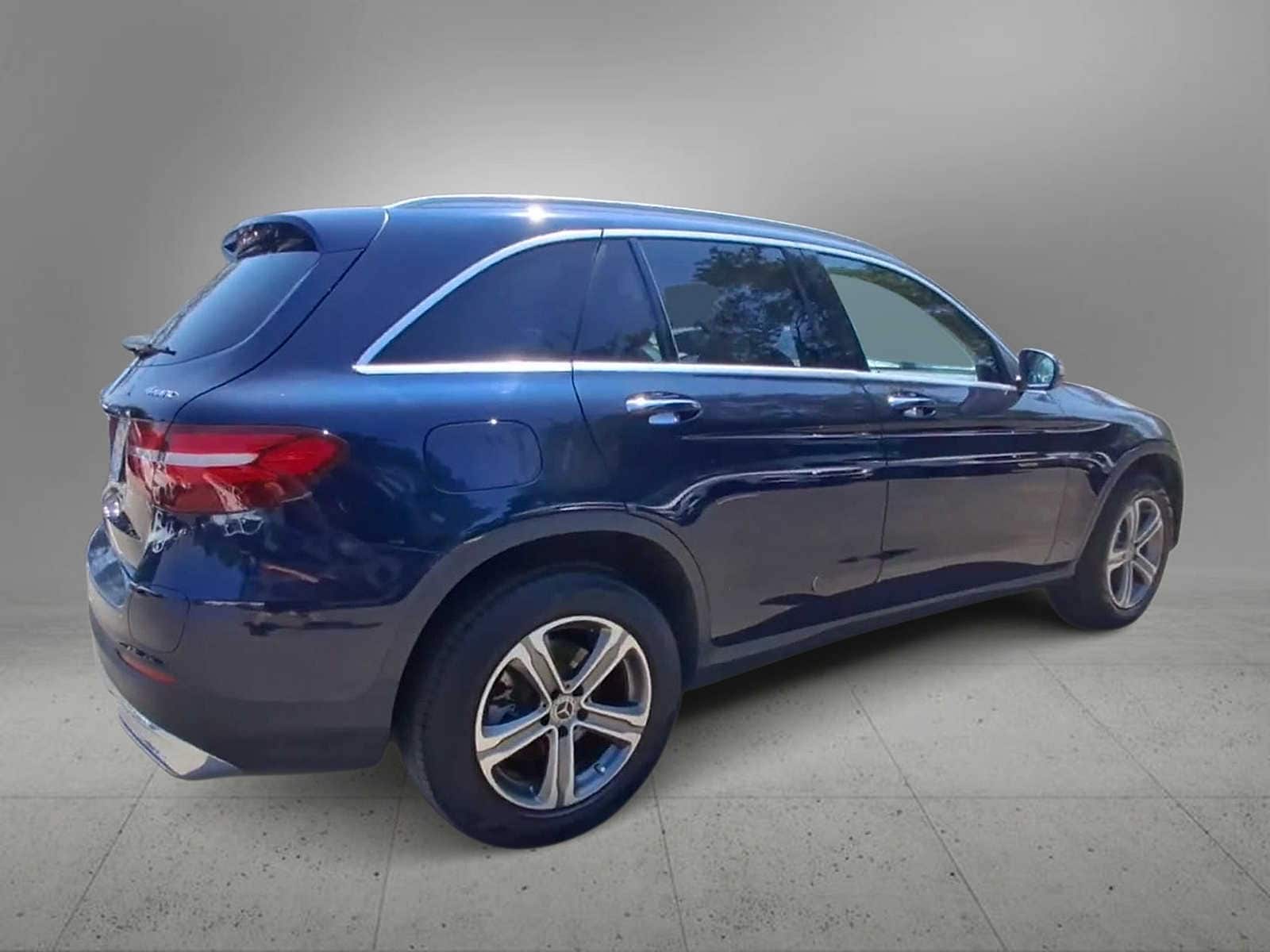 Thumbnail: 2019 Mercedes-Benz GLC - 8