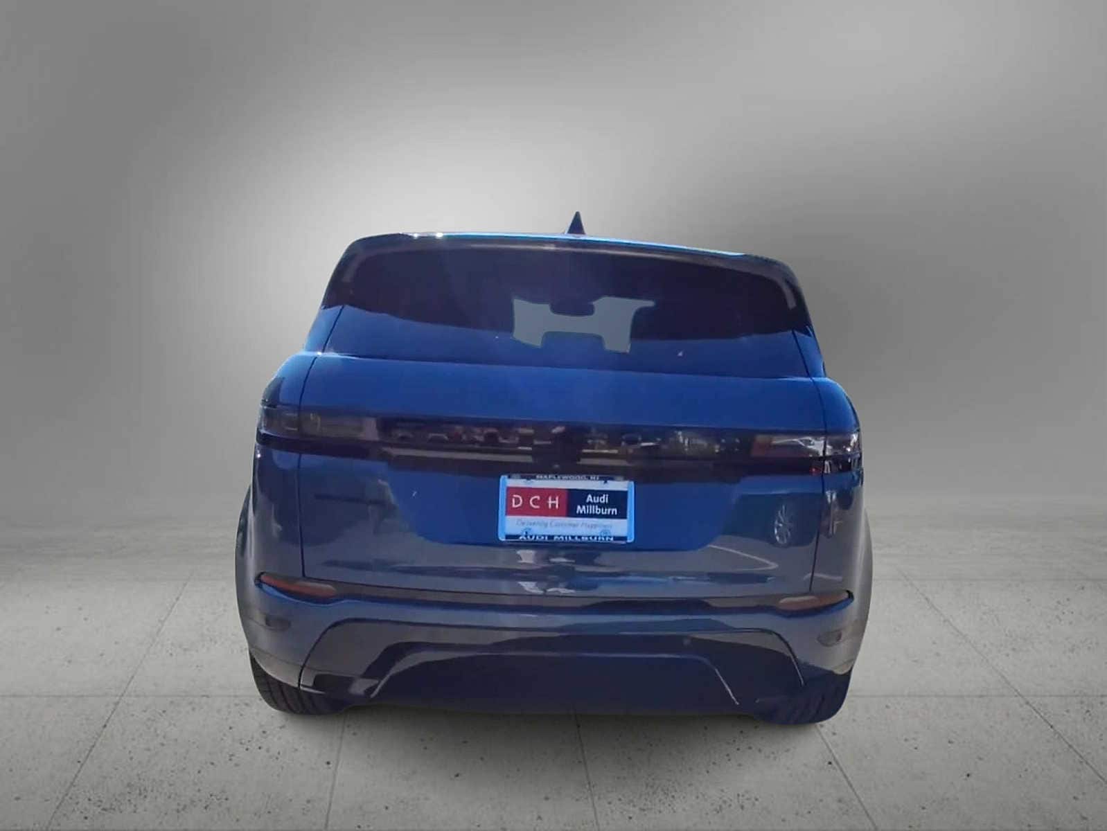 Thumbnail: 2024 Land Rover Range Rover Evoque - 6