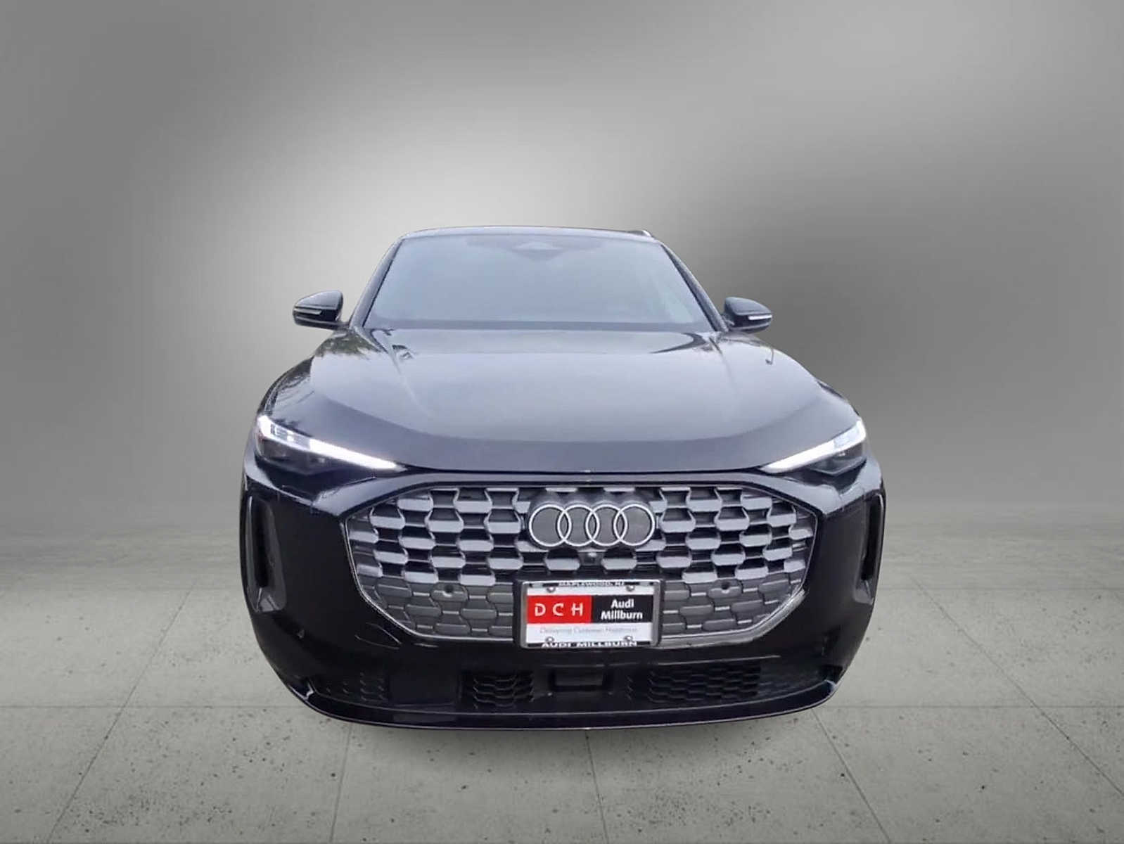 2025 Audi Q5 2.0T Premium Plus photo 3