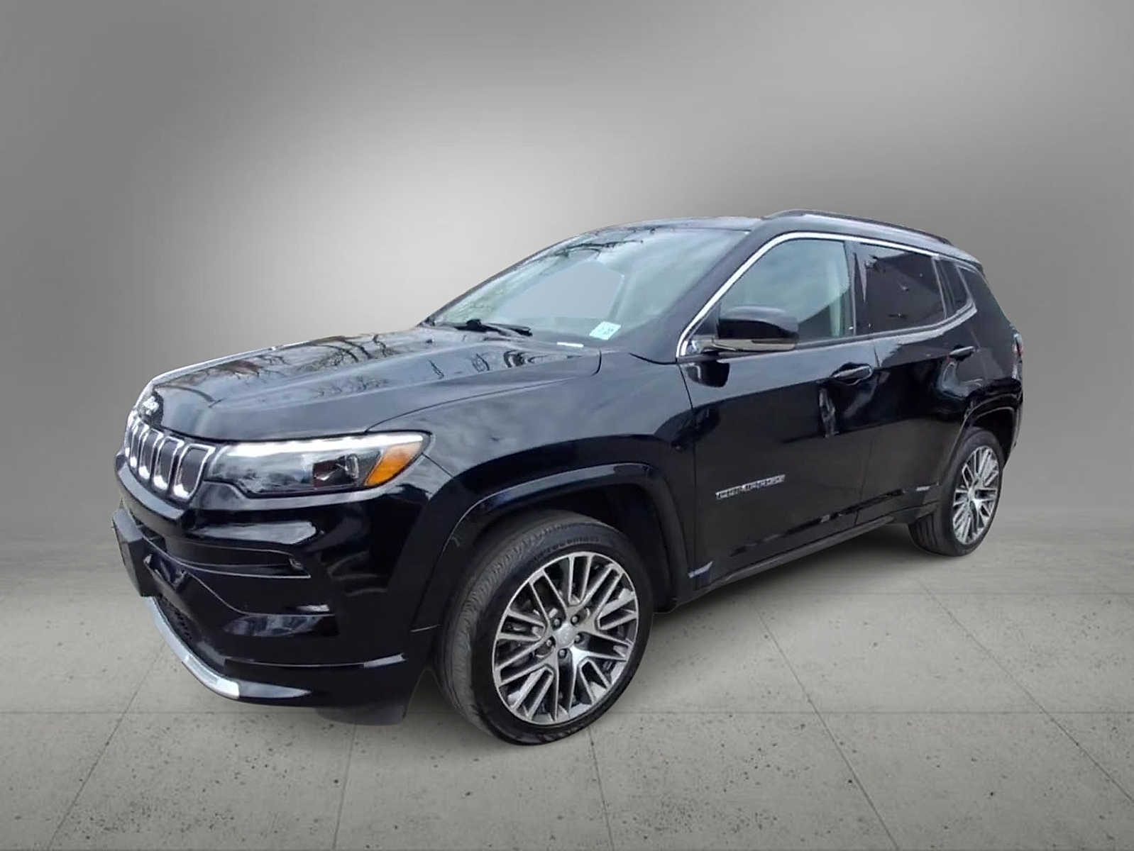 Thumbnail: 2022 Jeep Compass - 4