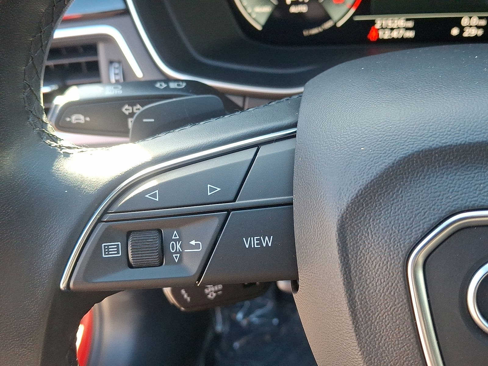 Thumbnail: 2023 Audi A4 - 17