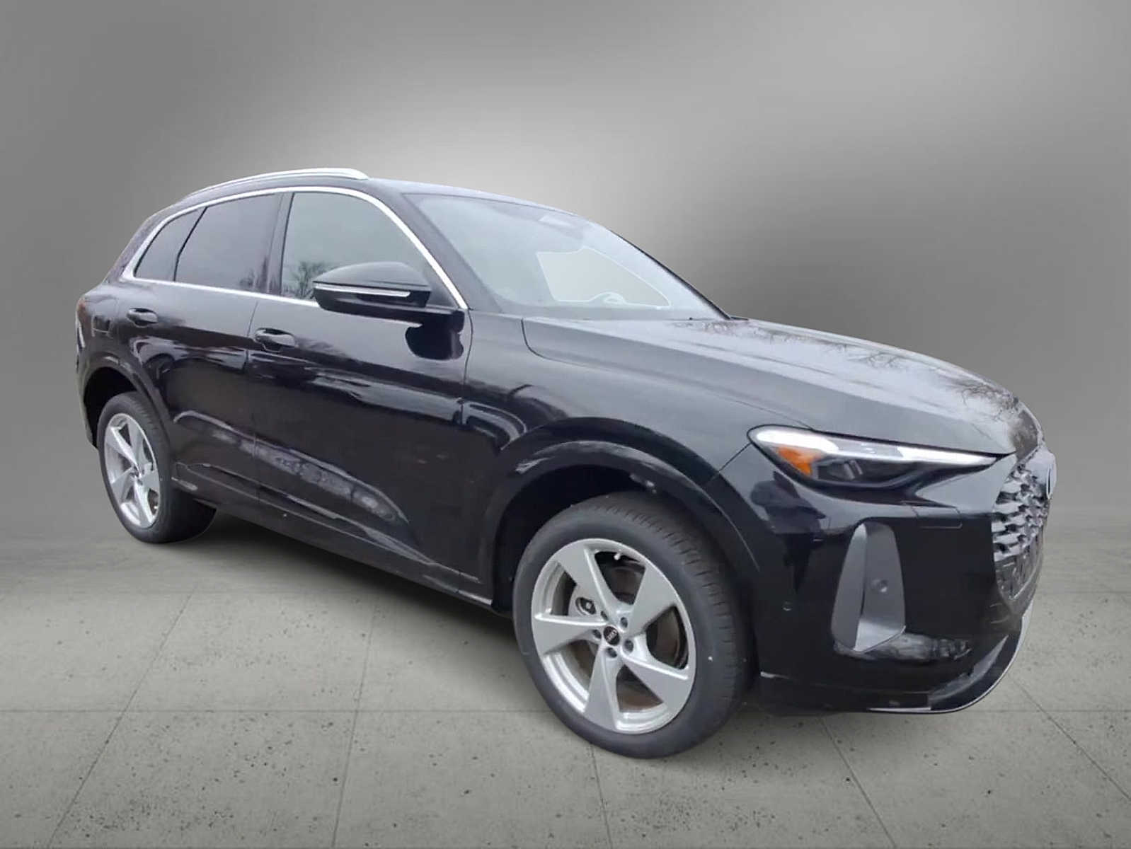 Thumbnail: 2025 Audi Q5 - 2