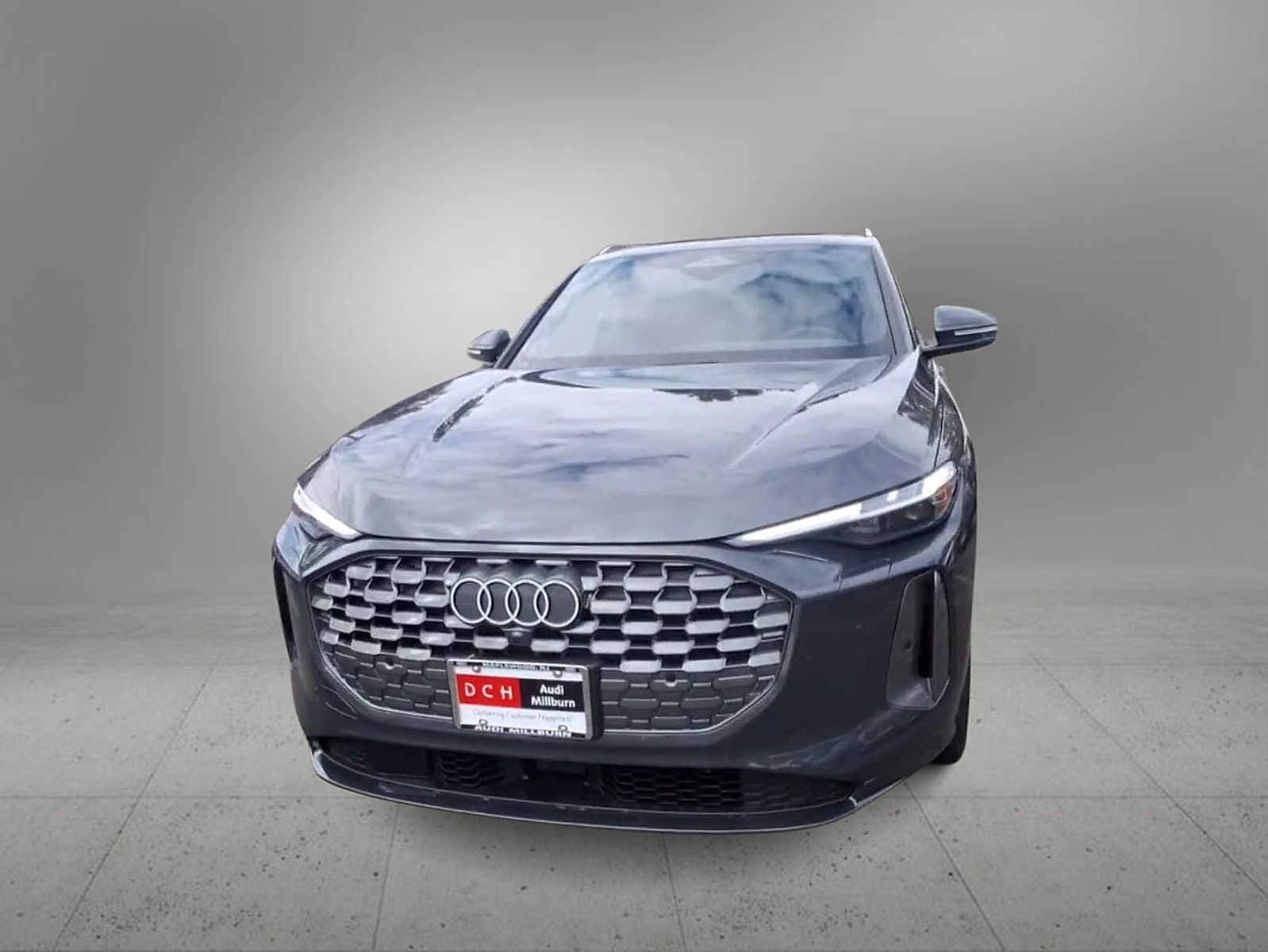 Thumbnail: 2025 Audi Q5 - 3