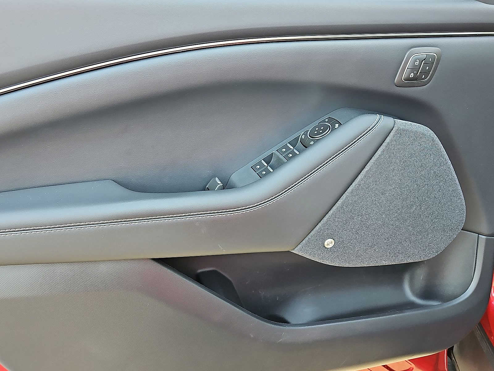 Thumbnail: 2021 Ford Mustang Mach-E - 10