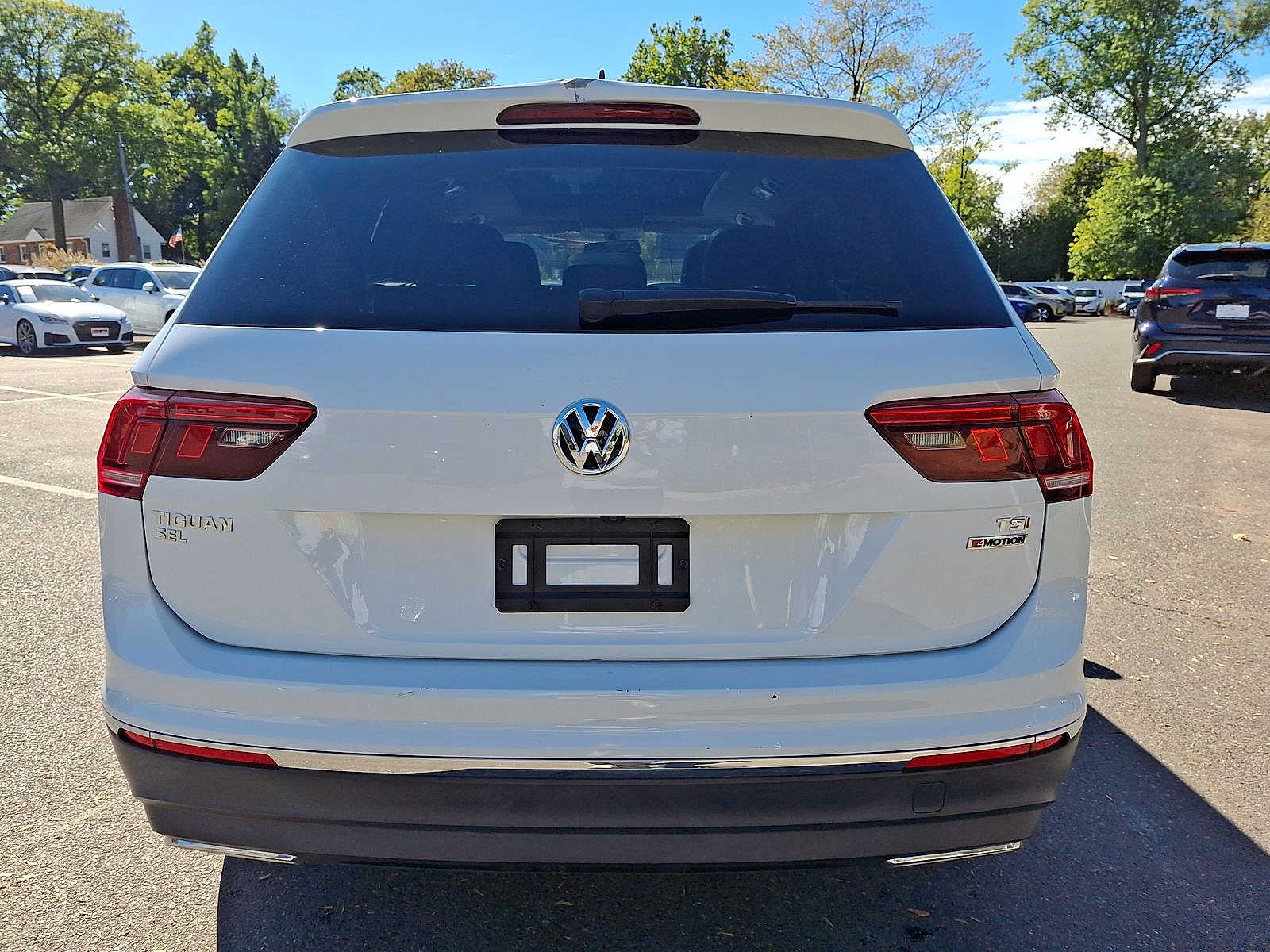 Thumbnail: 2018 Volkswagen Tiguan - 23