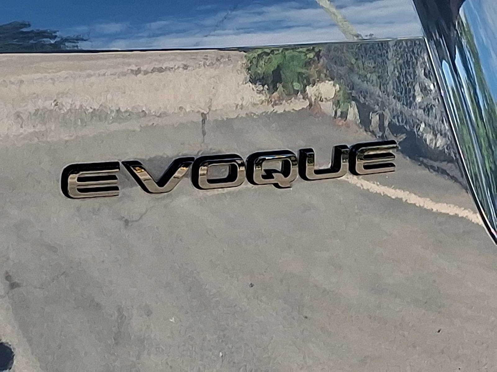 Thumbnail: 2024 Land Rover Range Rover Evoque - 19
