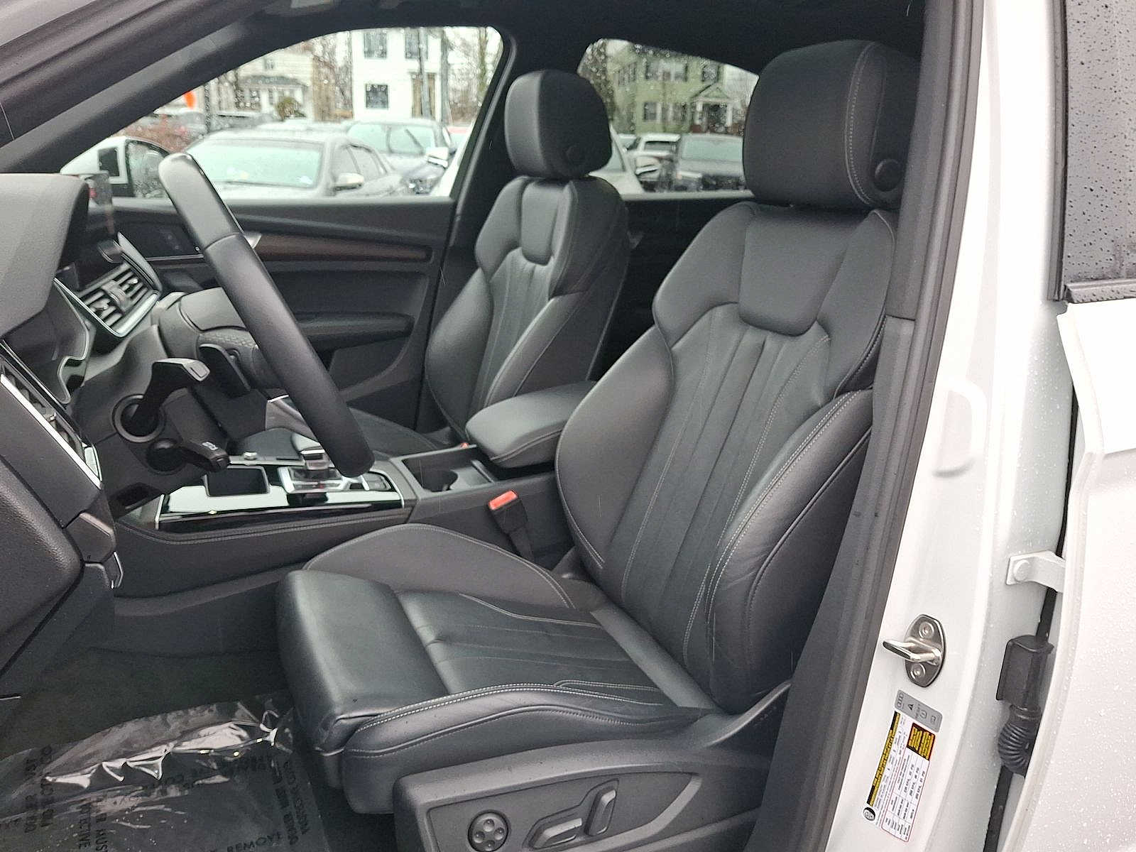 Thumbnail: 2023 Audi Q5 - 11