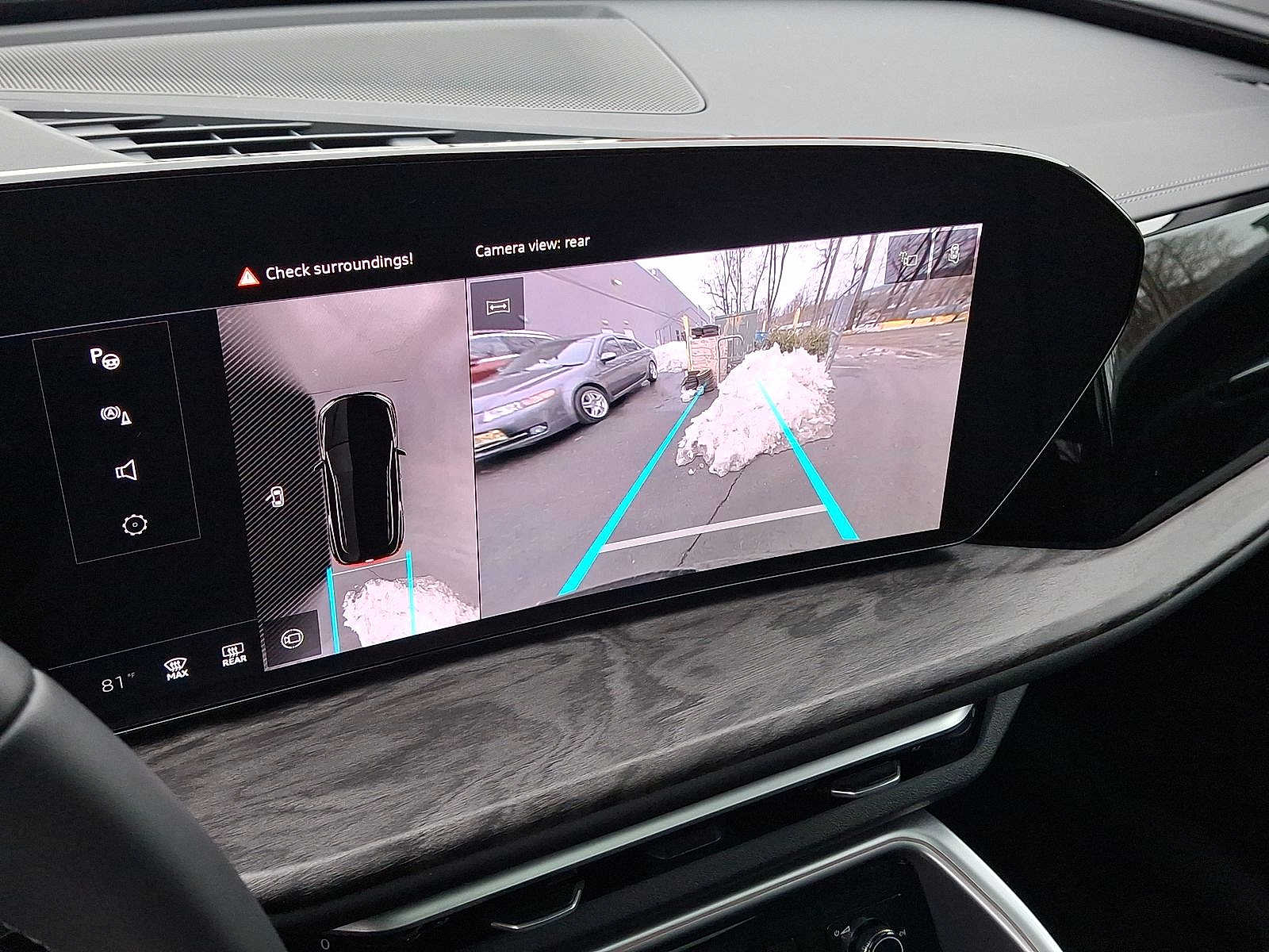 Thumbnail: 2025 Audi Q5 - 14