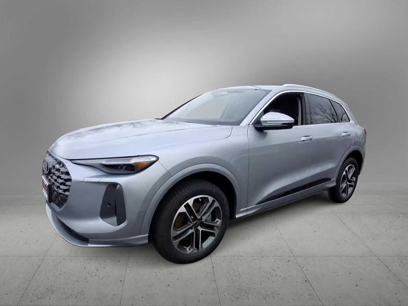 Thumbnail: 2025 Audi Q5 - 4