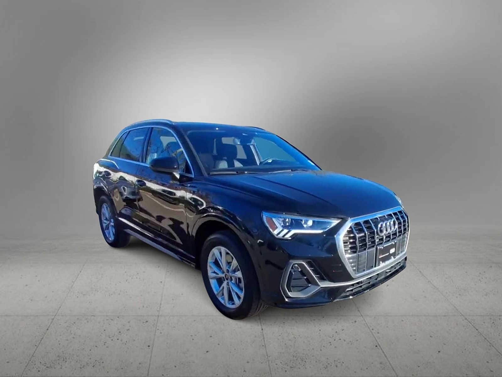 Thumbnail: 2025 Audi Q3 - 2