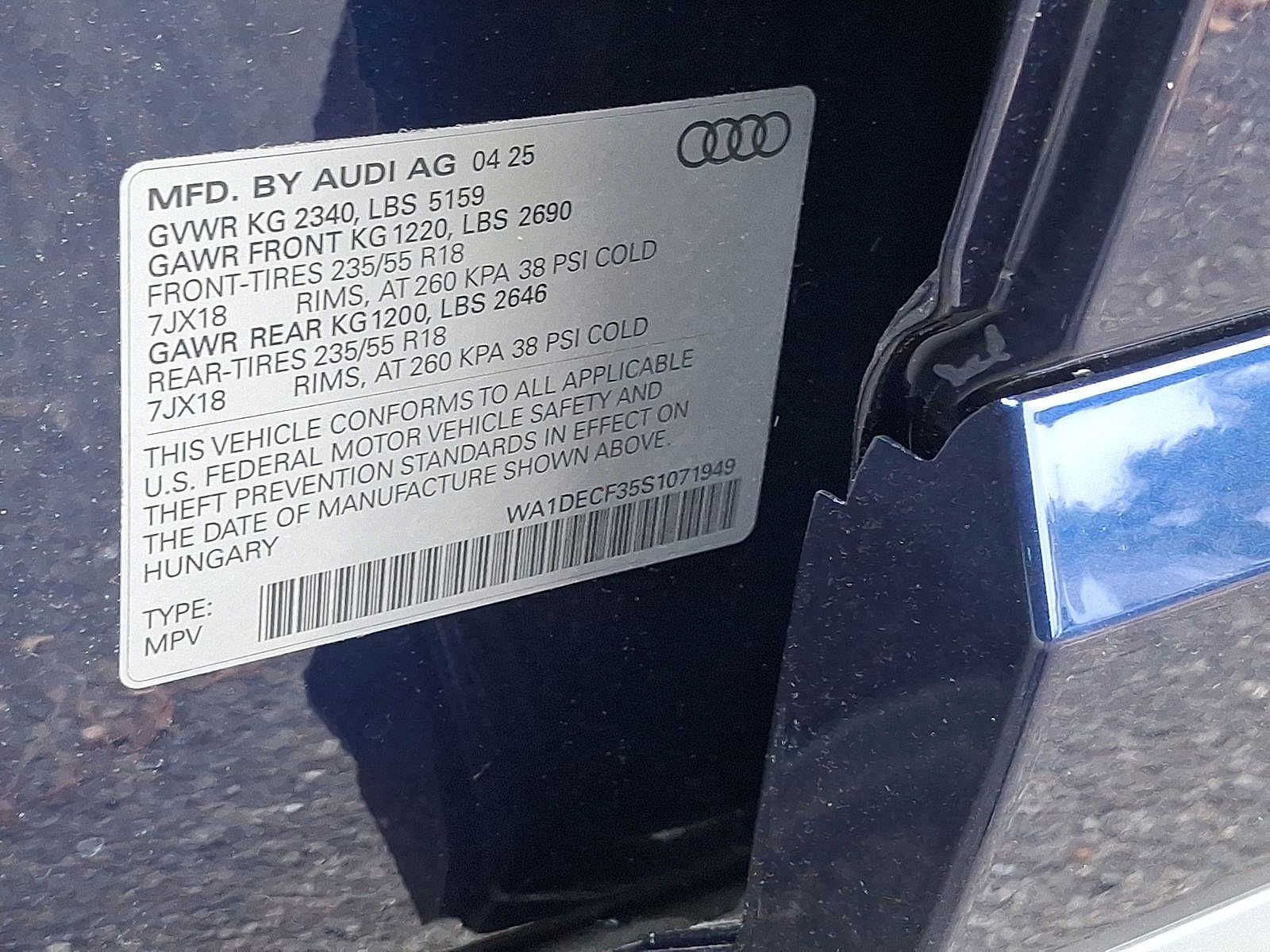 Thumbnail: 2025 Audi Q3 - 17