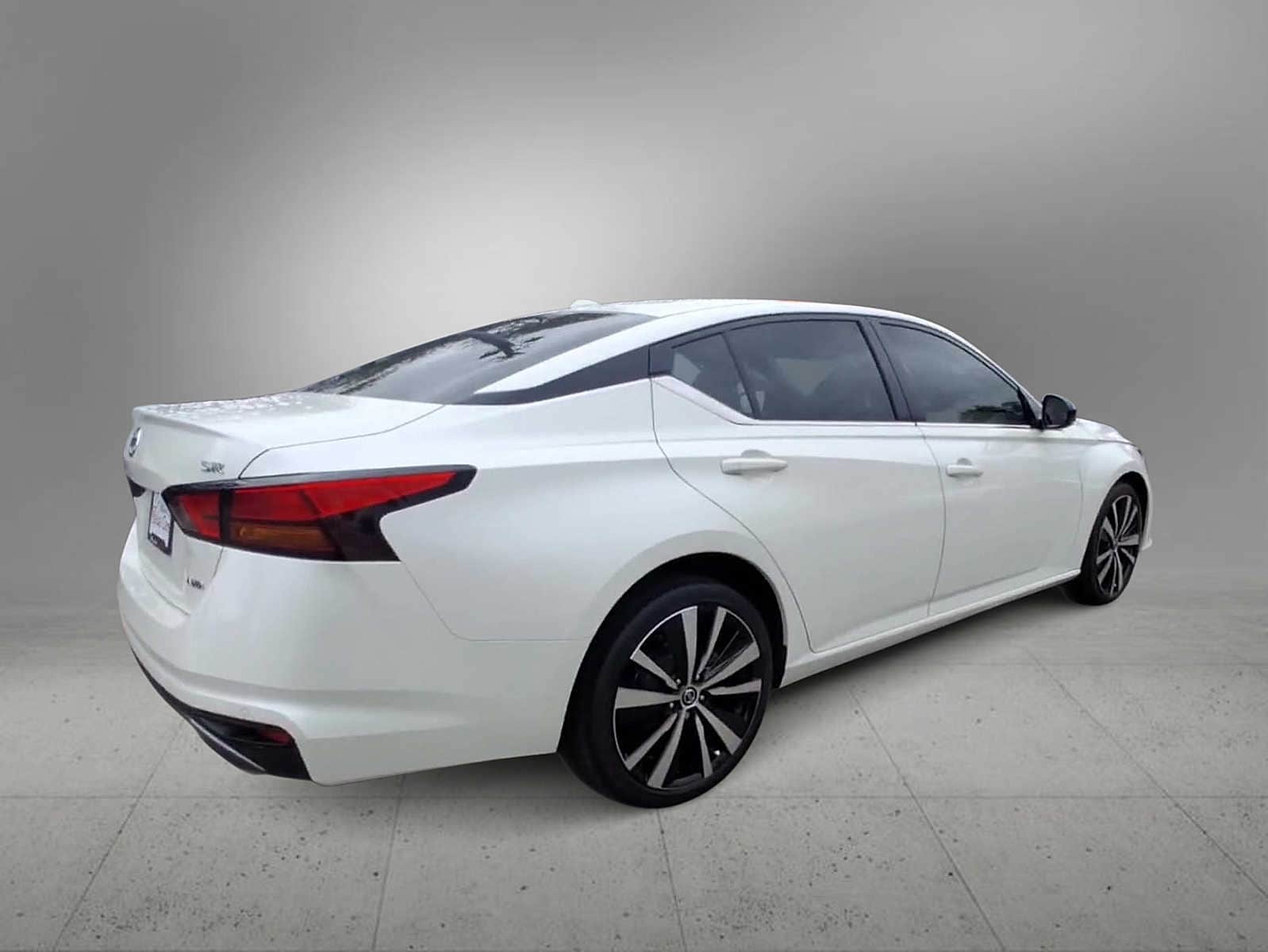 Thumbnail: 2020 Nissan Altima - 7