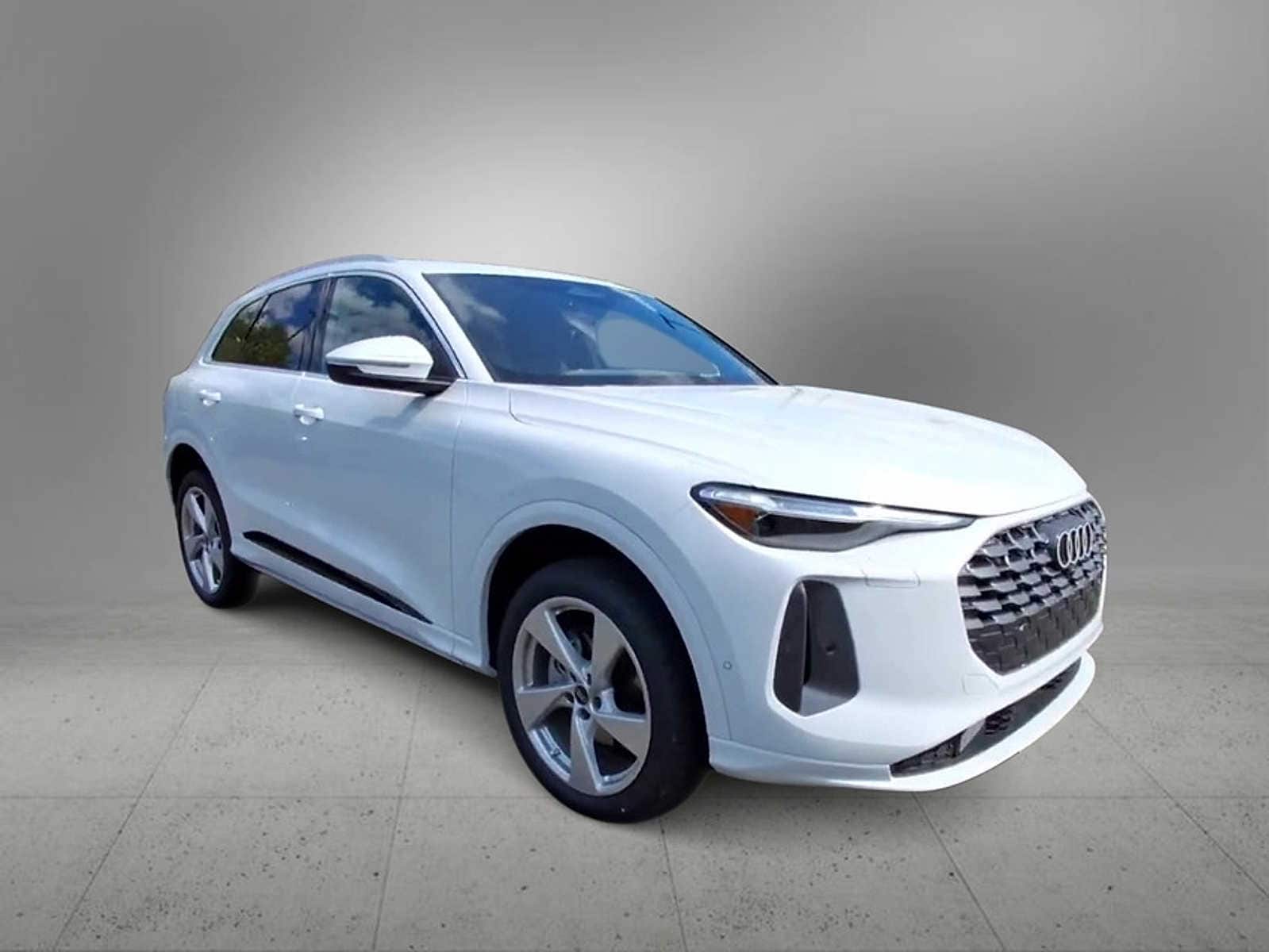 2025 Audi Q5 Premium Plus 2