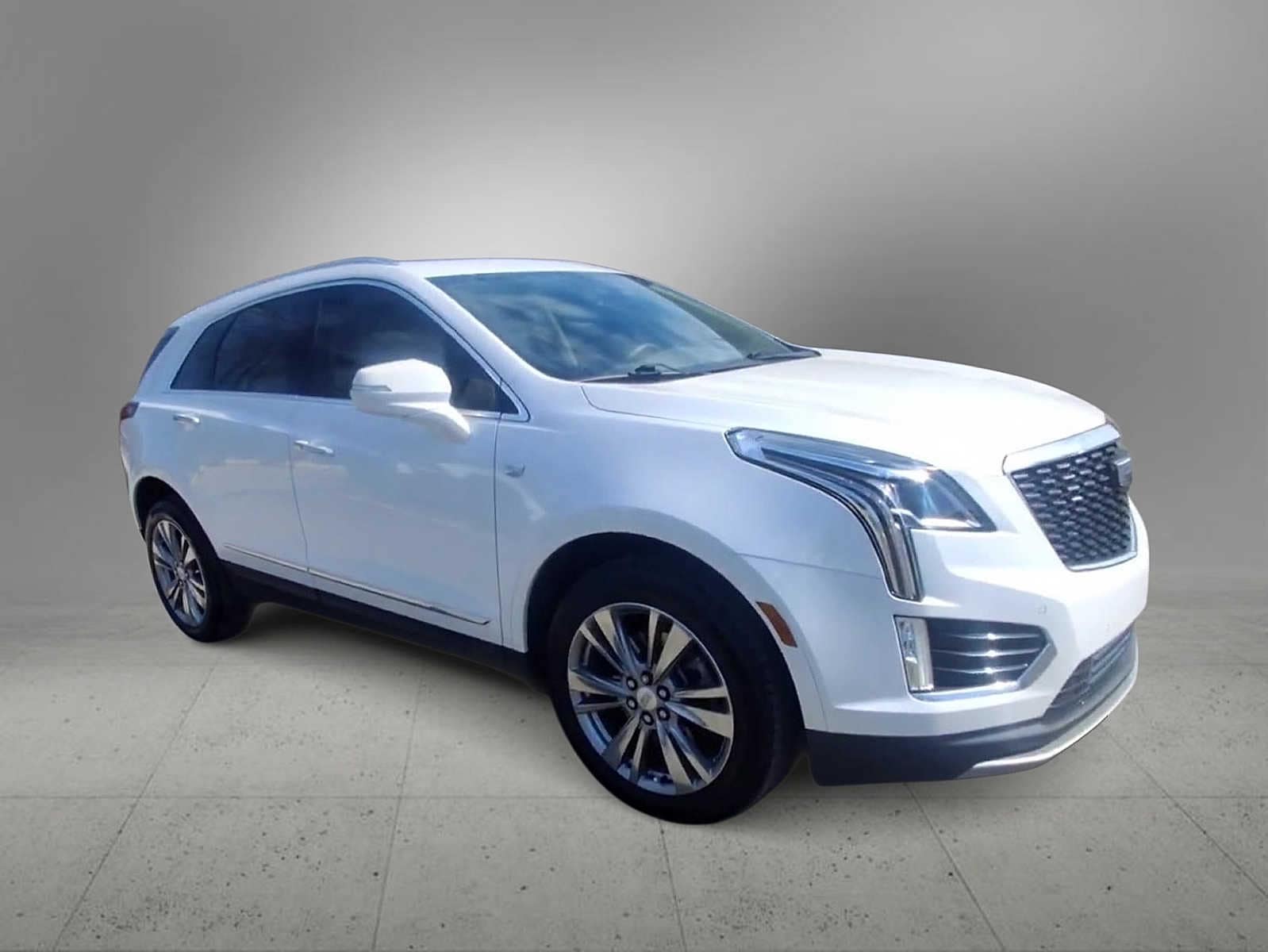 Thumbnail: 2024 Cadillac XT5 - 2