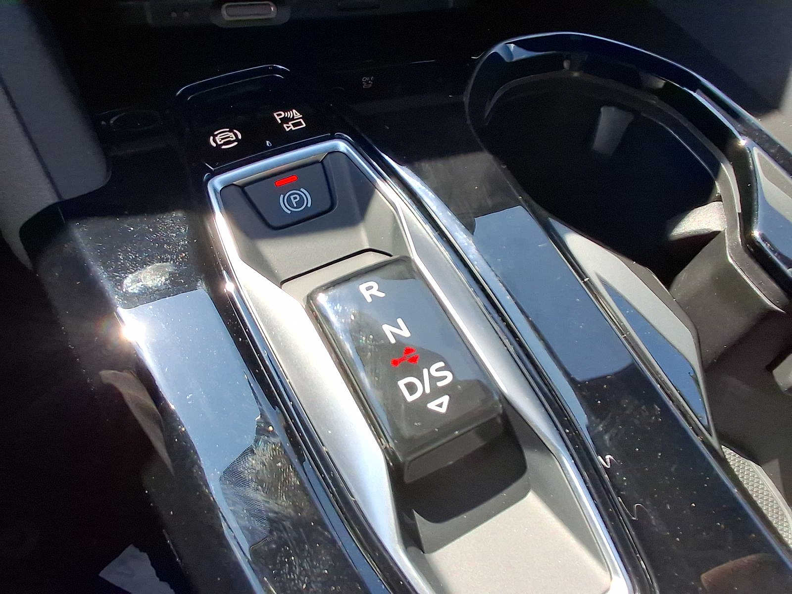 Thumbnail: 2025 Audi Q5 - 15