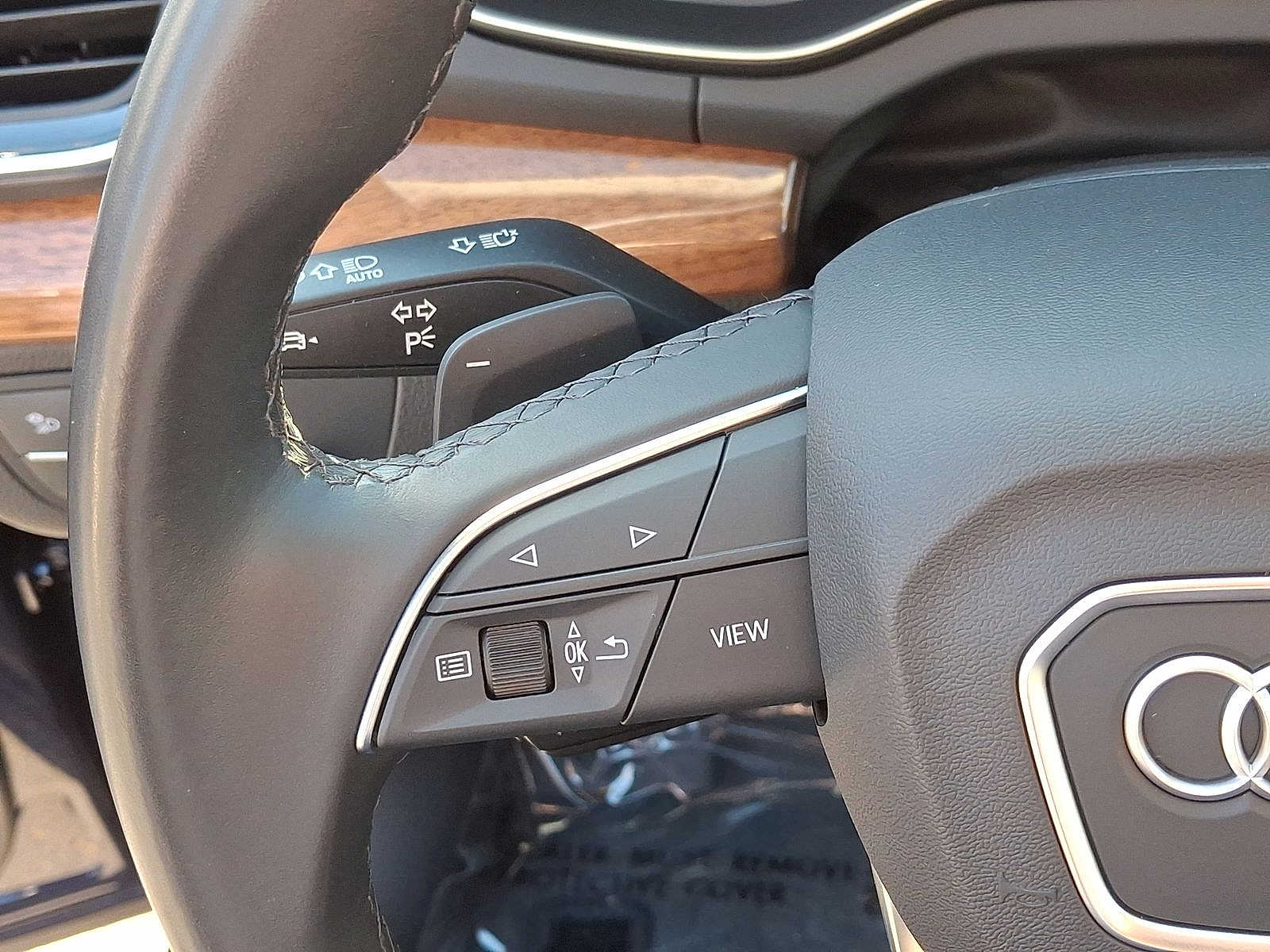 Thumbnail: 2023 Audi Q5 - 17