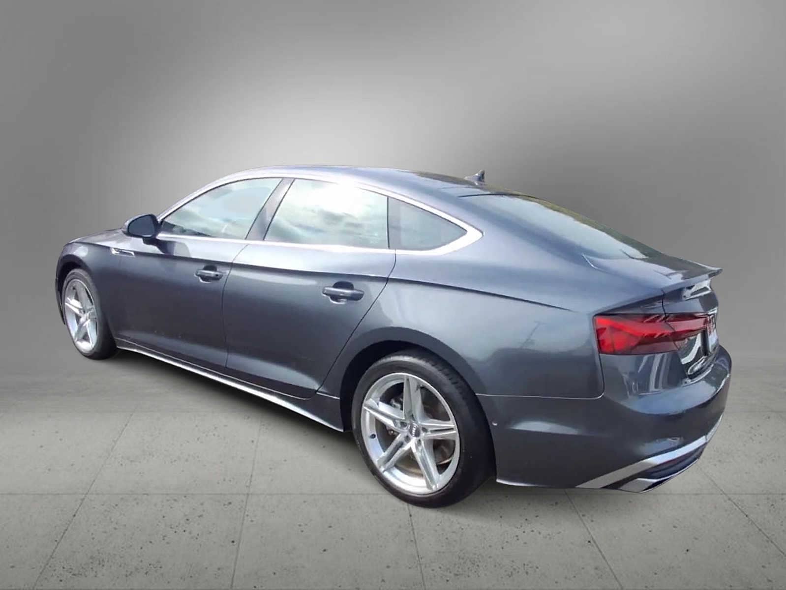 Thumbnail: 2021 Audi A5 - 6
