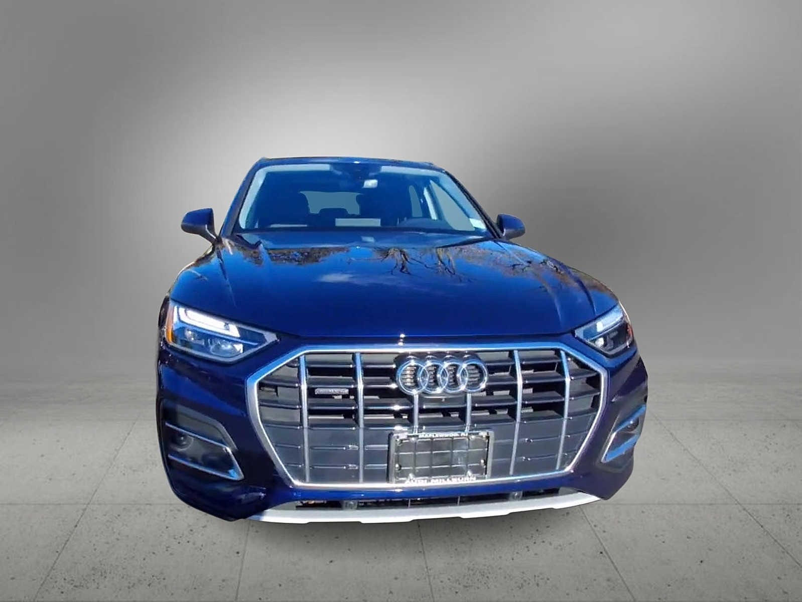 Thumbnail: 2023 Audi Q5 - 3