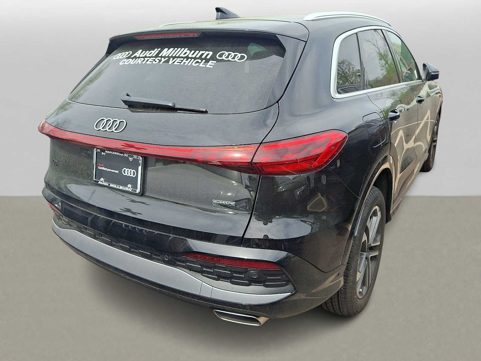 Thumbnail: 2025 Audi Q5 - 3