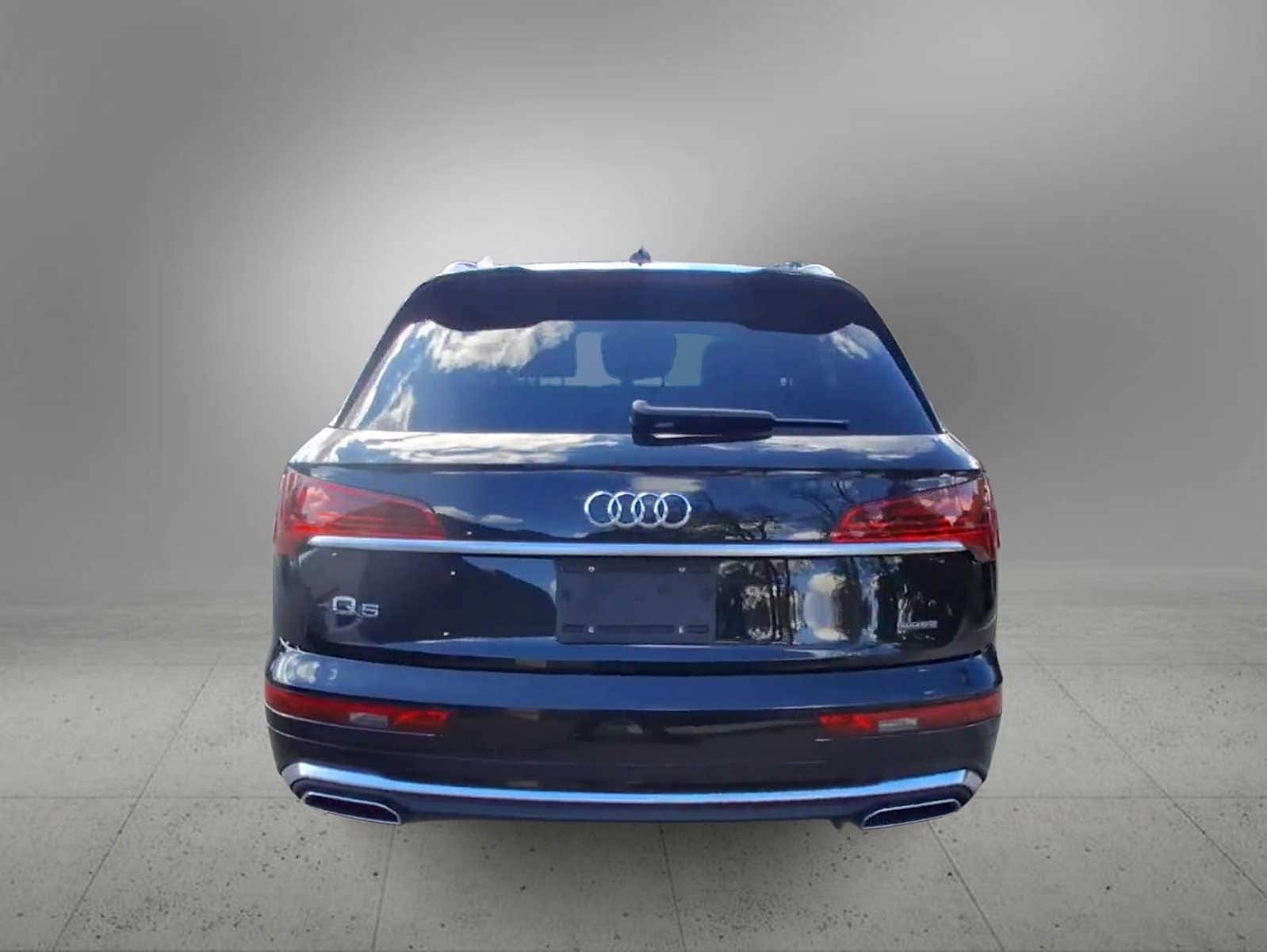 Thumbnail: 2023 Audi Q5 - 7