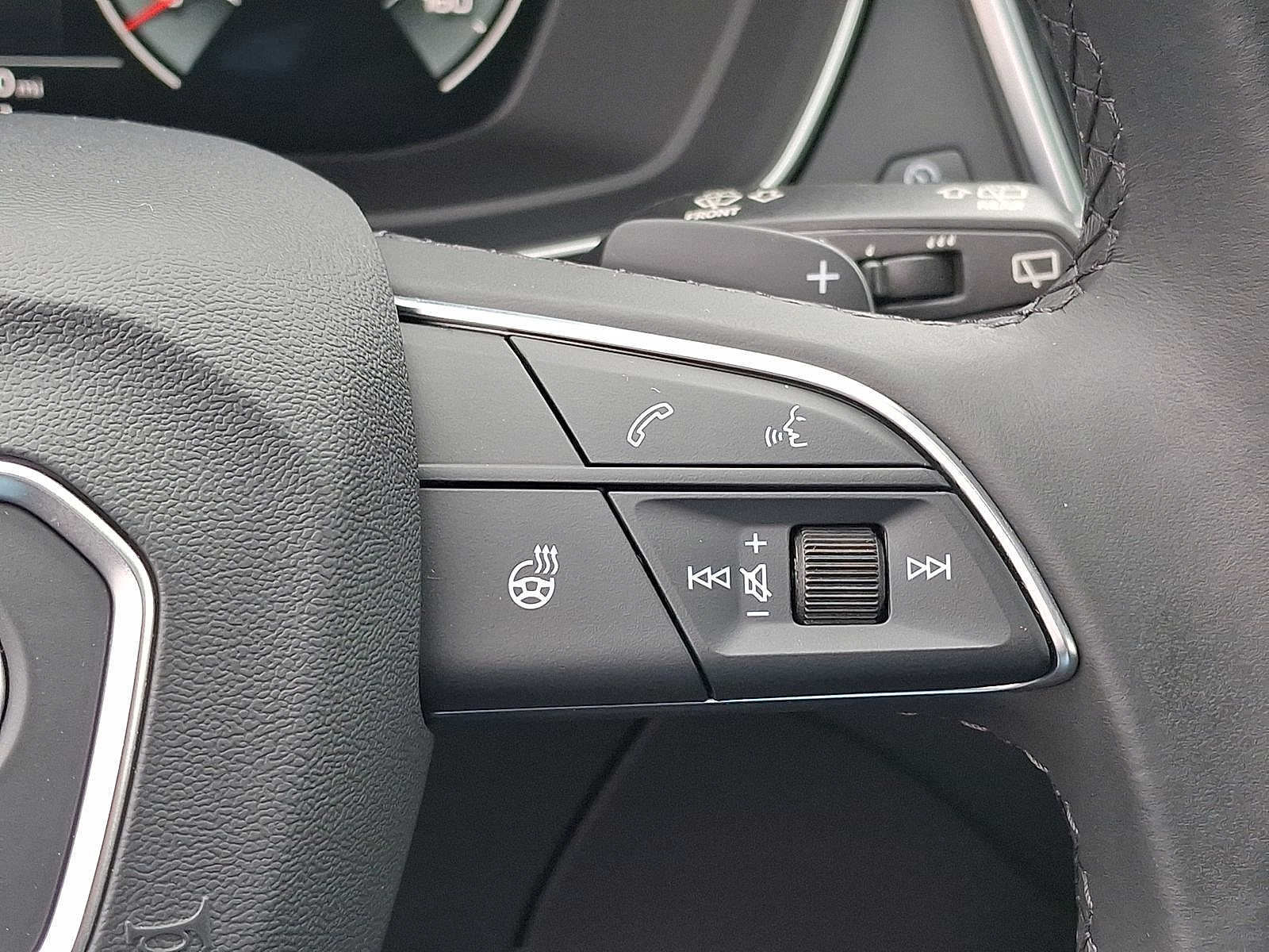 Thumbnail: 2023 Audi Q5 - 18