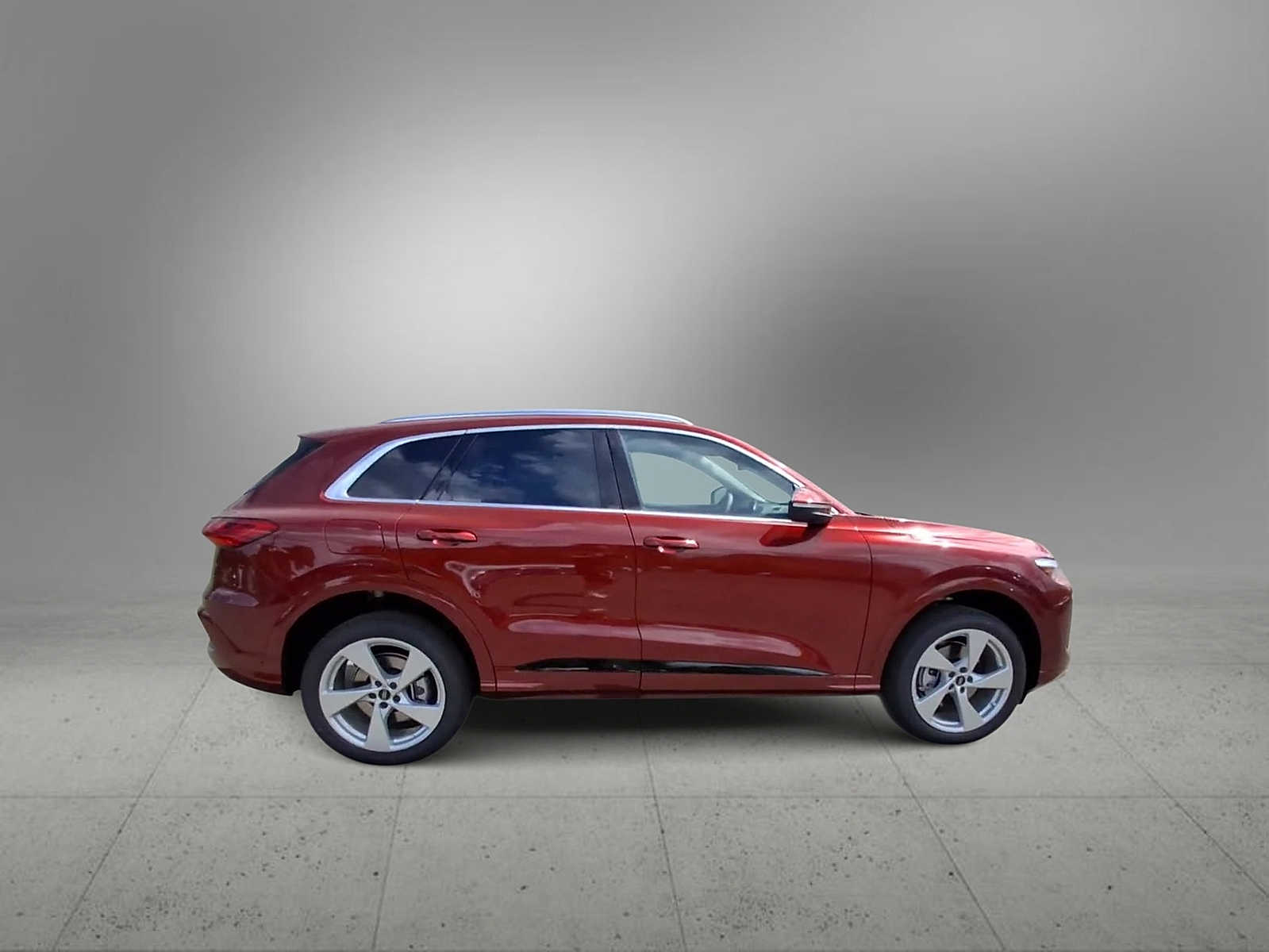 Thumbnail: 2025 Audi Q5 - 9
