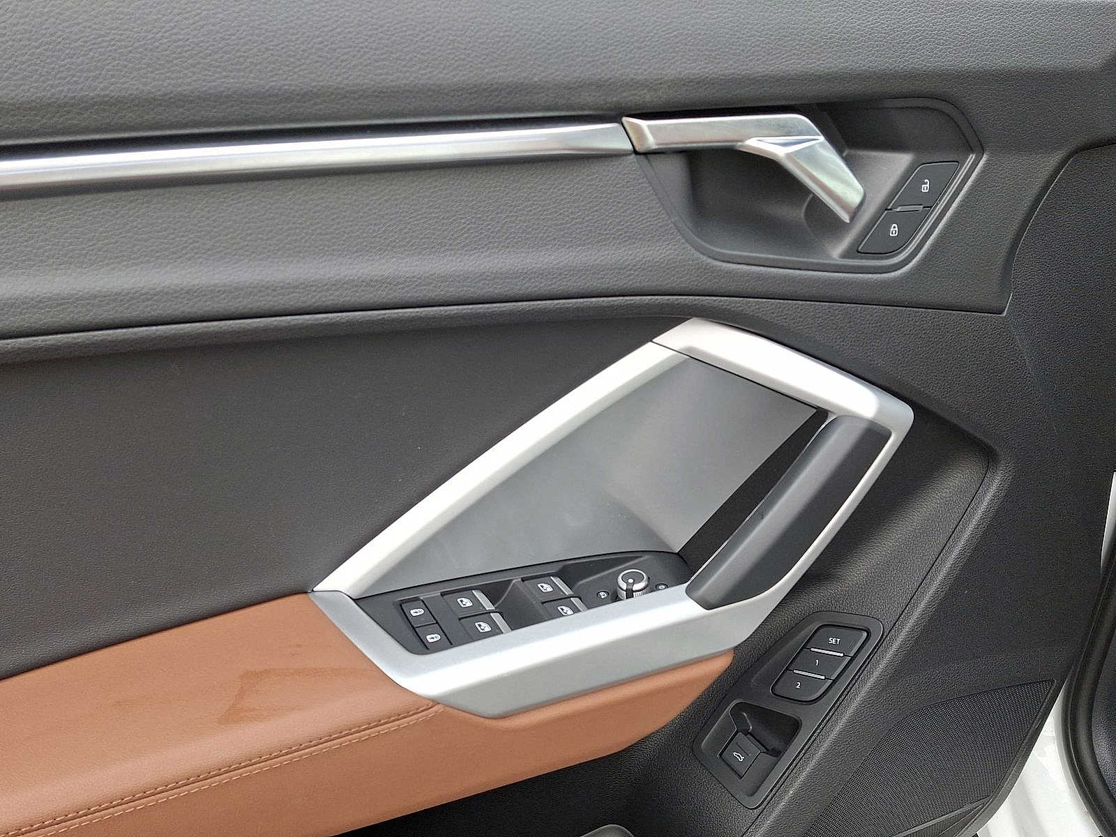 Thumbnail: 2022 Audi Q3 - 10