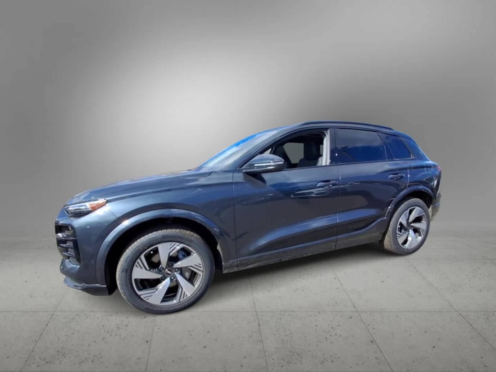 2025 Audi Q6 e-tron Premium Plus 4