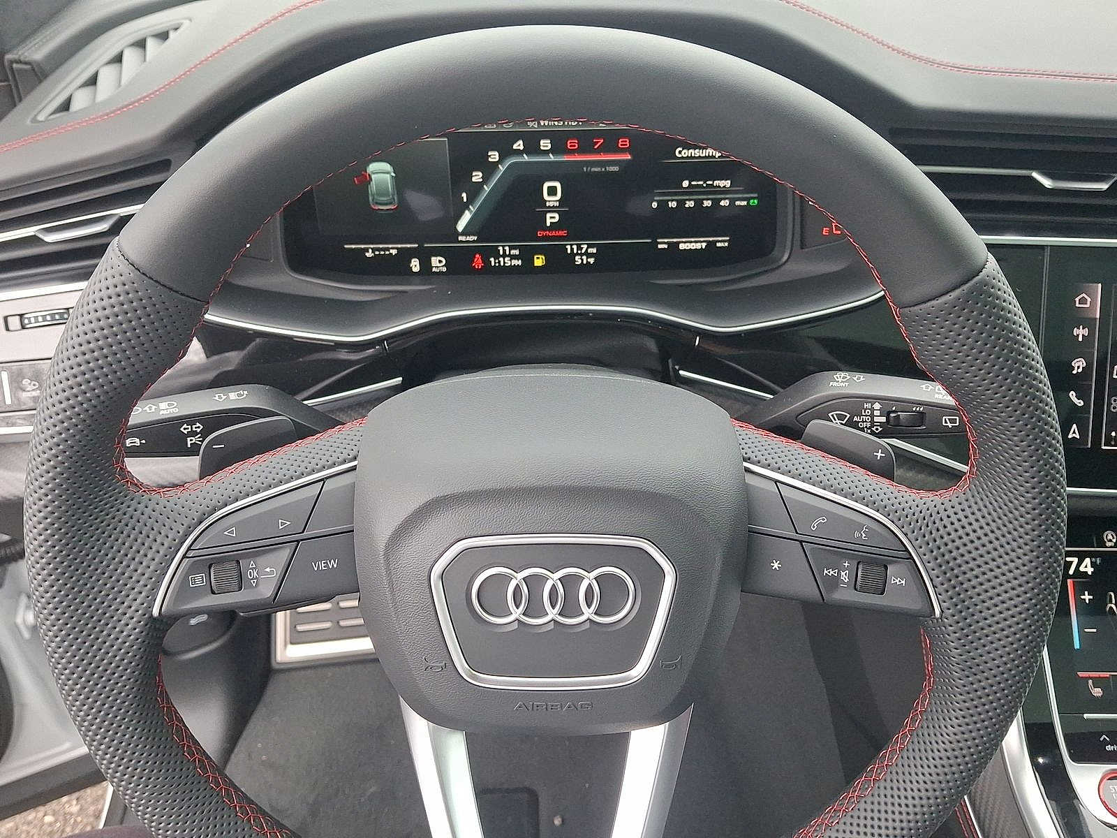 Thumbnail: 2026 Audi SQ8 - 15