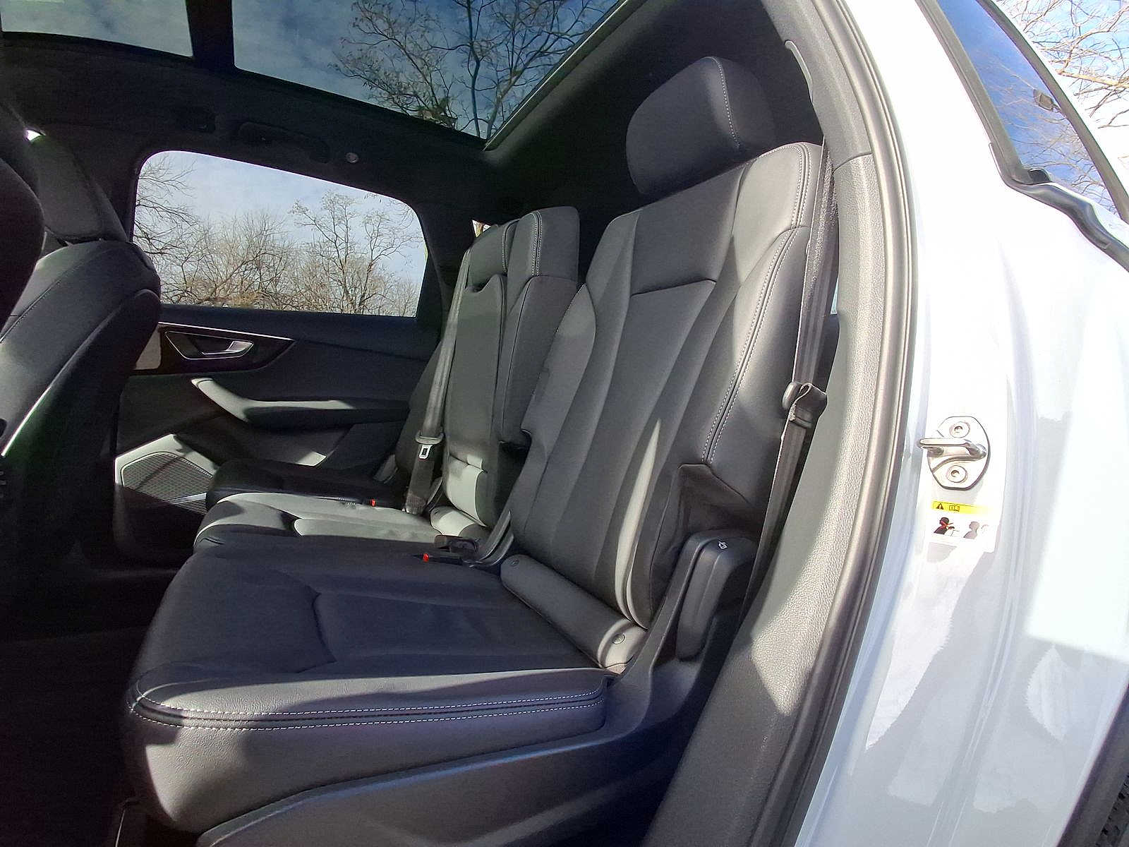 Thumbnail: 2025 Audi Q7 - 20