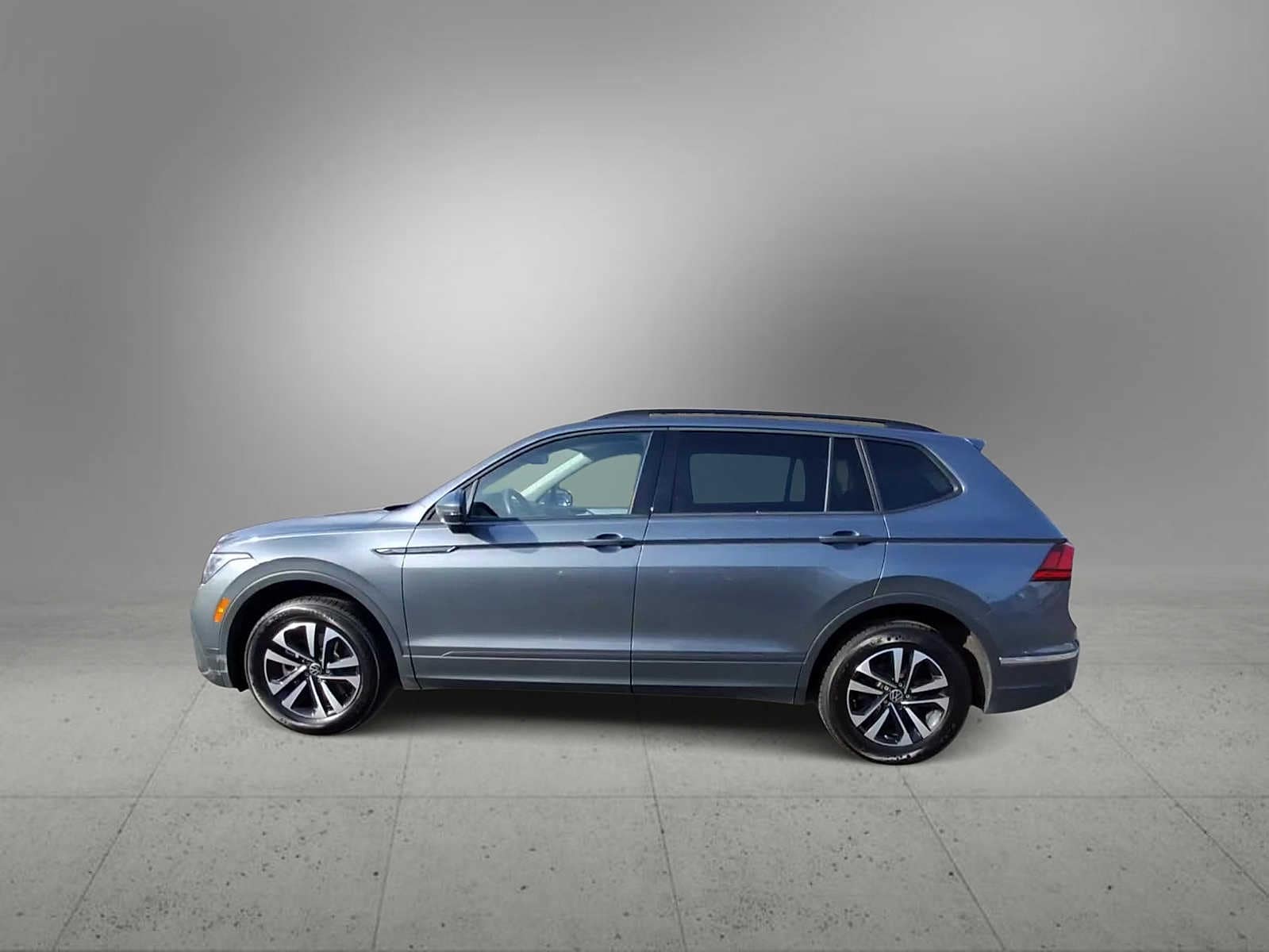 Thumbnail: 2024 Volkswagen Tiguan - 5