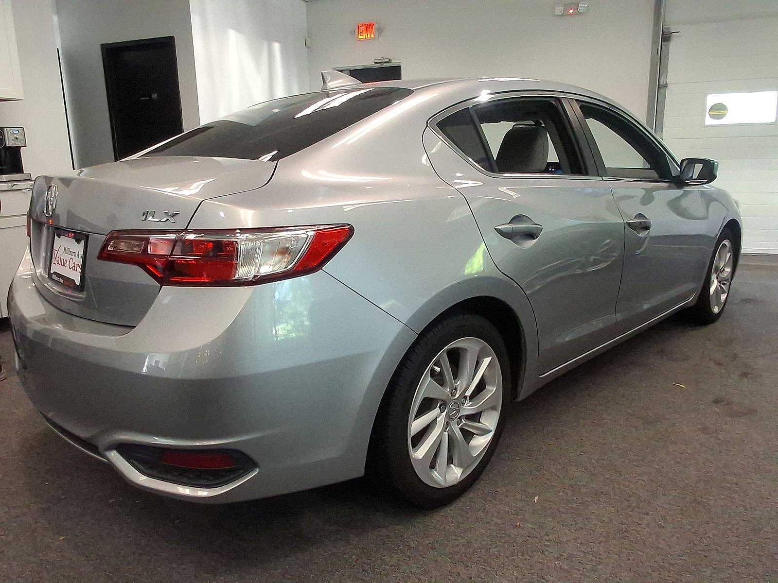 Thumbnail: 2018 Acura ILX - 19