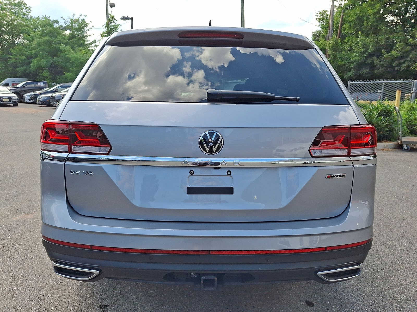 Thumbnail: 2022 Volkswagen Atlas - 23