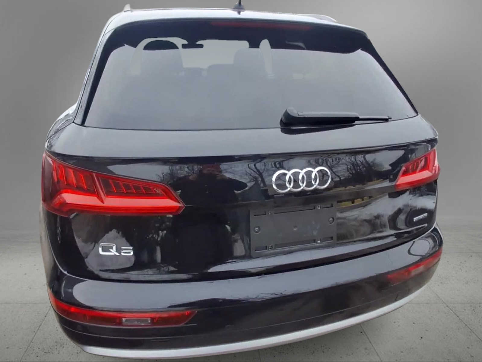 Thumbnail: 2020 Audi Q5 - 7