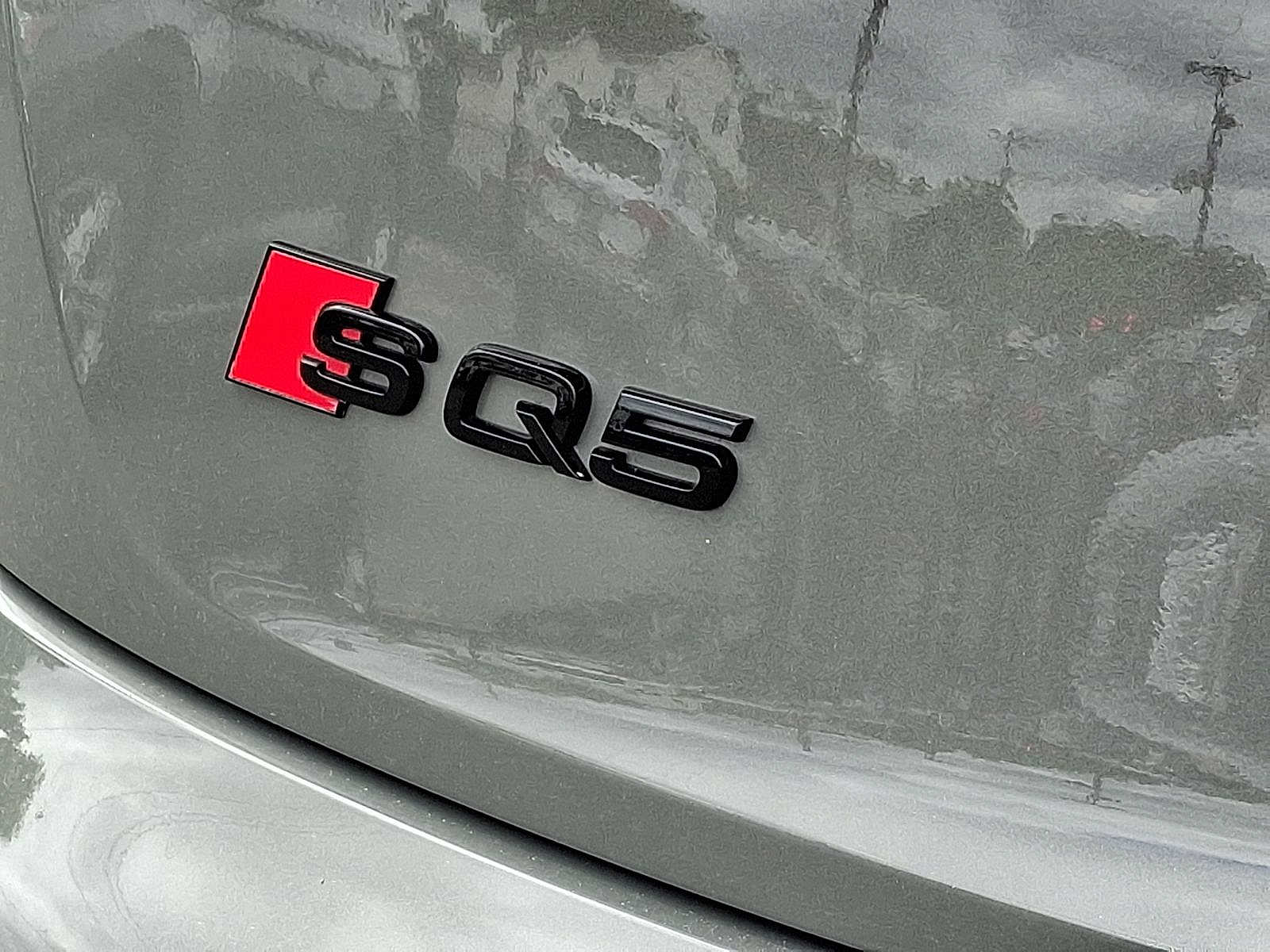Thumbnail: 2023 Audi SQ5 - 23