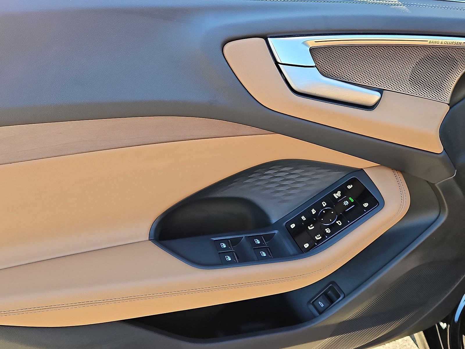 Thumbnail: 2025 Audi A5 - 10