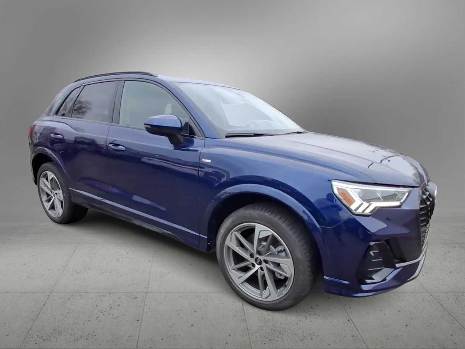 Thumbnail: 2025 Audi Q3 - 2