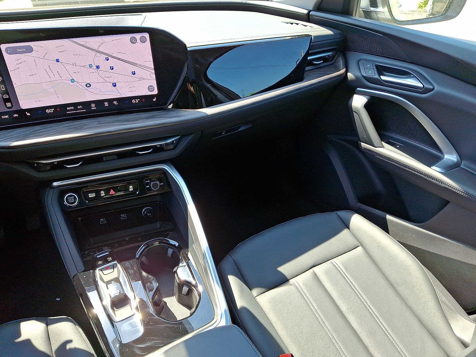 Thumbnail: 2026 Audi Q5 - 11