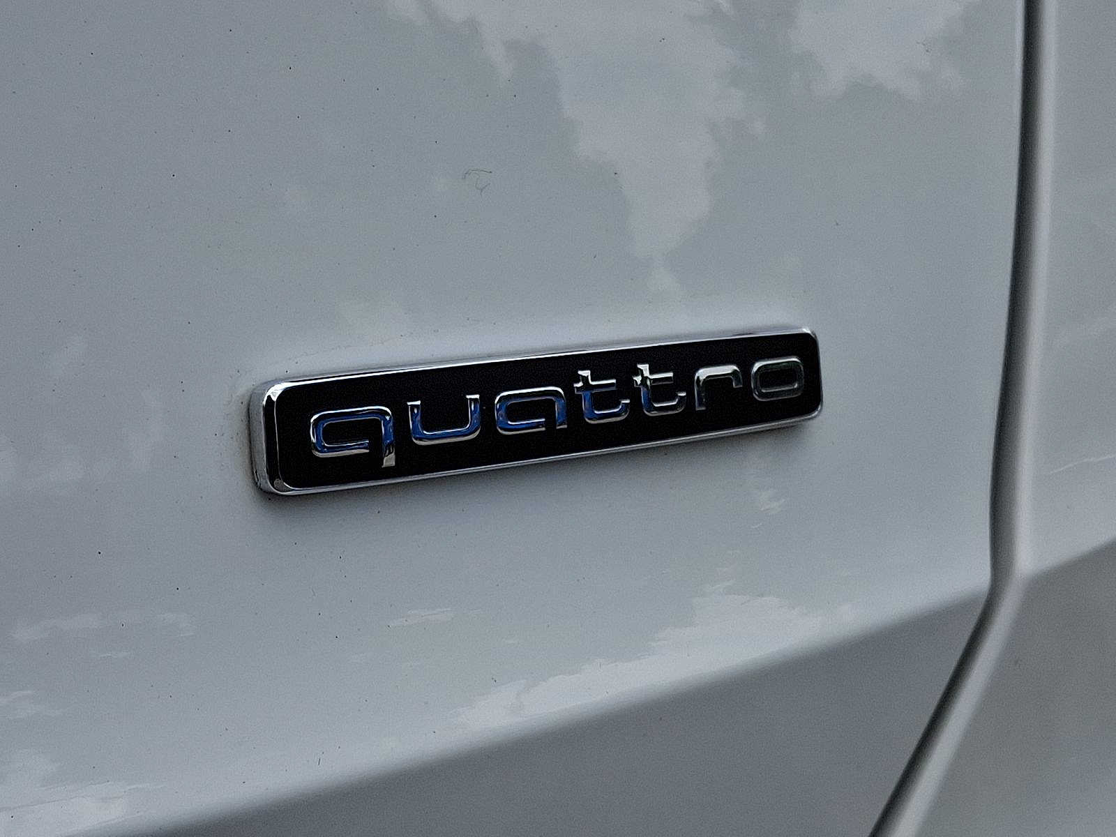 Thumbnail: 2024 Audi Q3 - 30