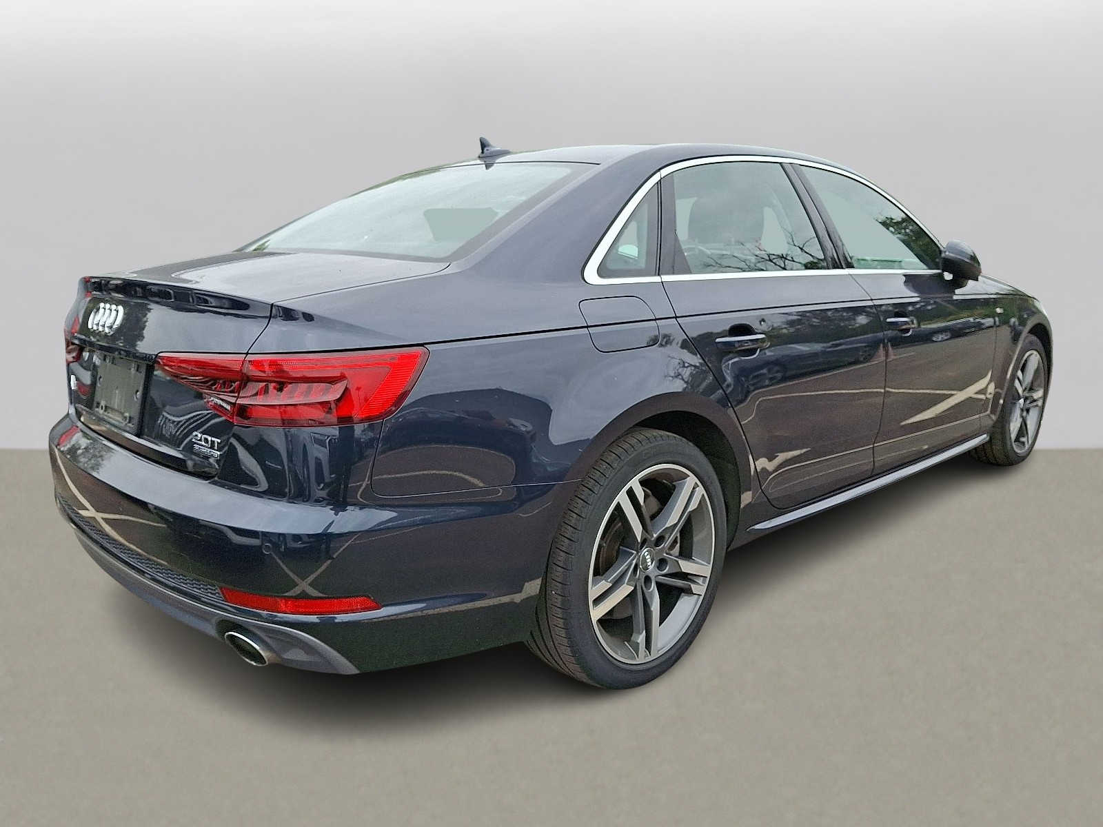 Thumbnail: 2017 Audi A4 - 3