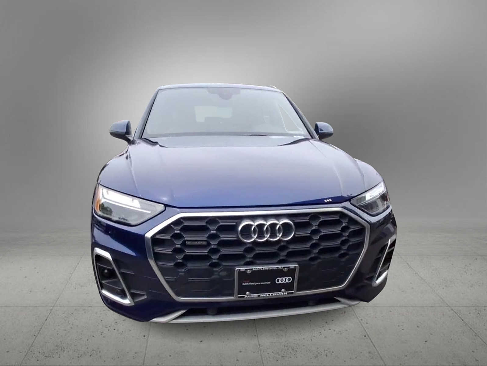 Thumbnail: 2023 Audi Q5 - 3