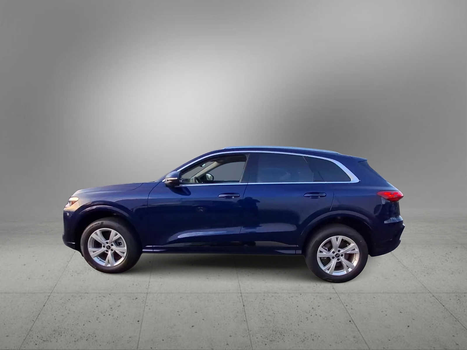 Thumbnail: 2025 Audi Q5 - 5